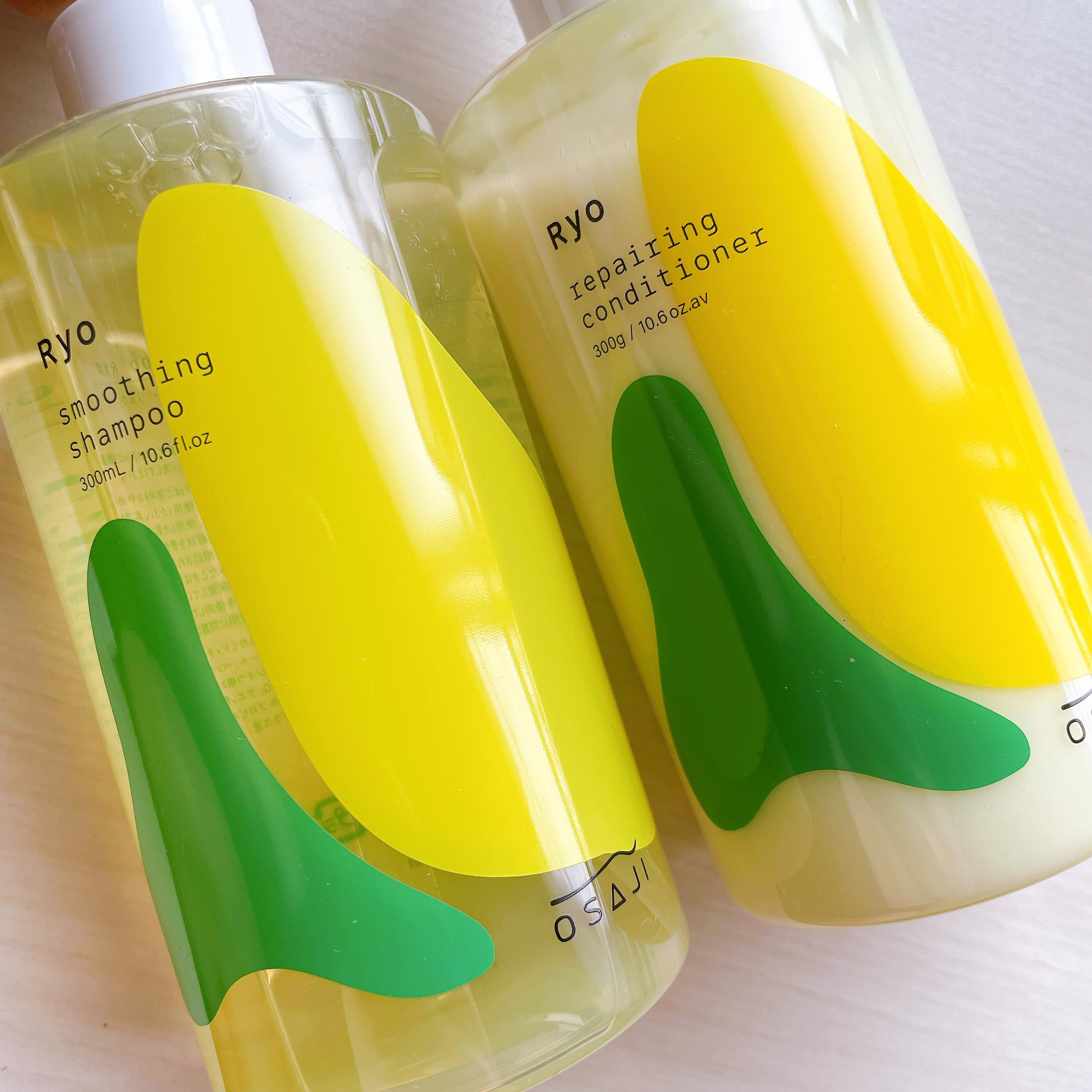 オサジ スムージング シャンプー/リペアリング コンディショナー コンディショナー（300g）/OSAJI/市販シャンプーを使ったクチコミ（1枚目）