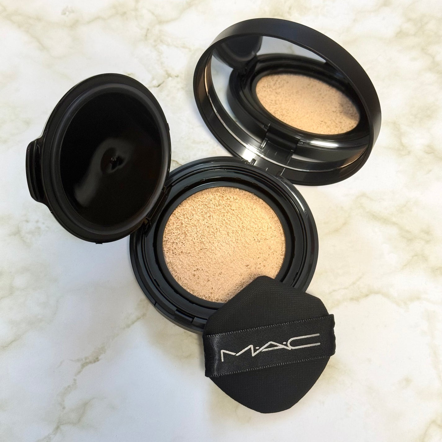 ã¹ã¿ãžãª ãã£ãã¯ã¹ ãã³ã°ãŠãšã¢ ã¯ãã·ã§ã³ ãã¡ã³ããŒã·ã§ã³ SPF 50/Mã»Aã»C/ã¯ãã·ã§ã³ãã¡ã³ããŒã·ã§ã³ã䜿ã£ãã¯ãã³ãïŒ2æç®ïŒ