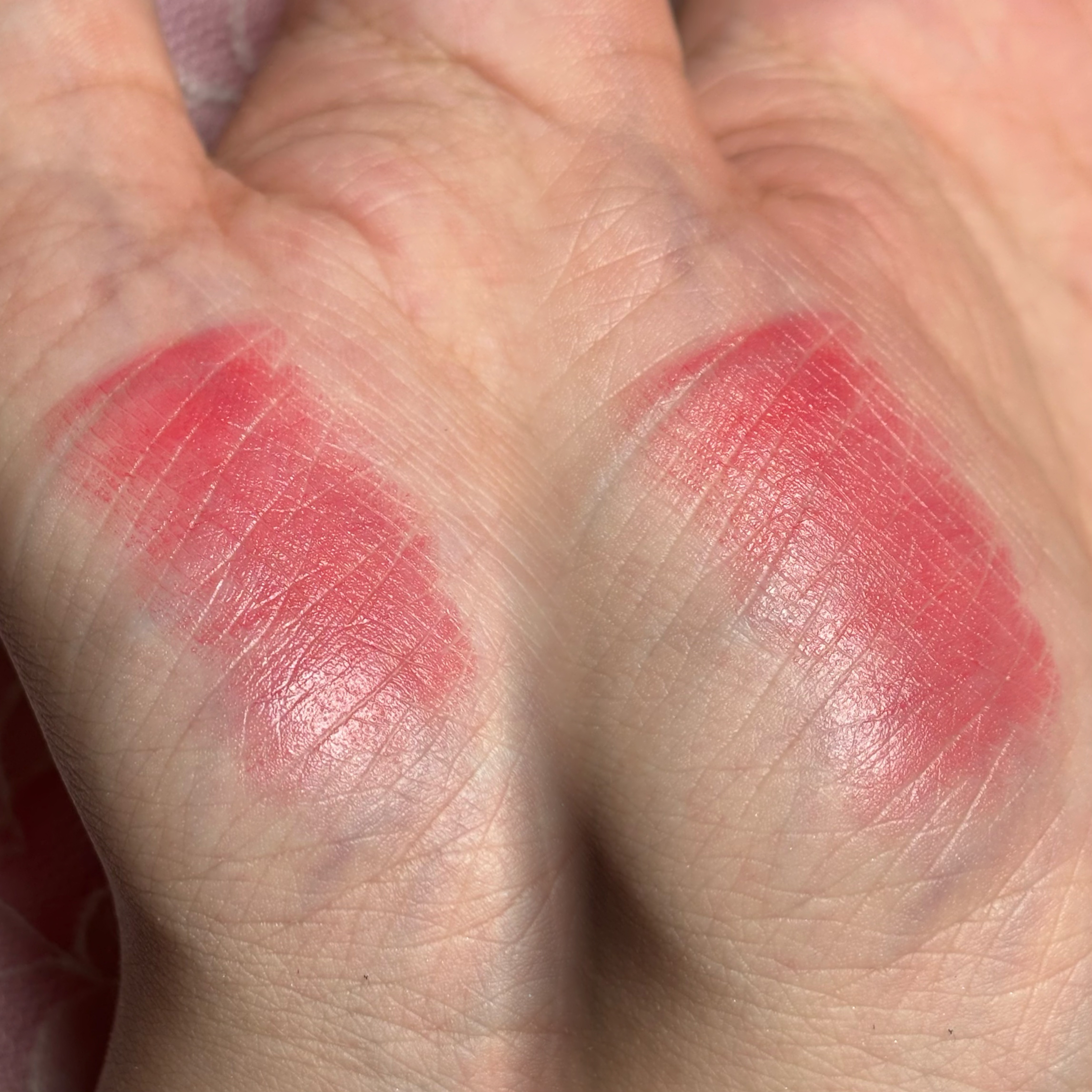 &. Wチャーム ぷっくりティント/DAISO/リップティントを使ったクチコミ（3枚目）