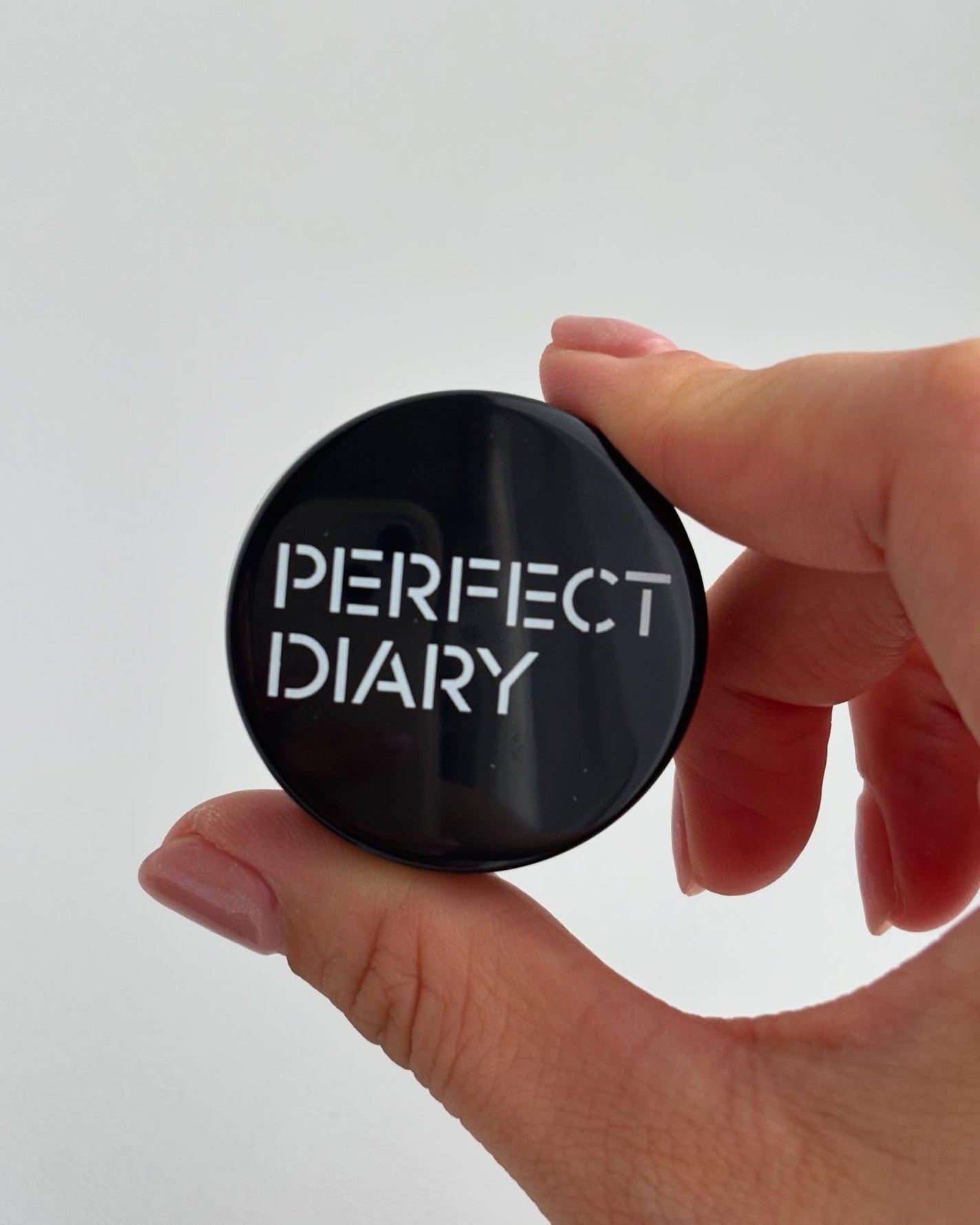 トランスルーシェントブルーリング ルースパウダー(N)/PERFECT DIARY/ルースパウダーを使ったクチコミ(2枚目)