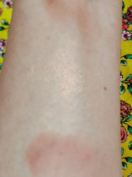 ボンジュール トーキョー フェイス アンド チーク パレット/ローラ メルシエ/パウダーチークを使ったクチコミ(6枚目)