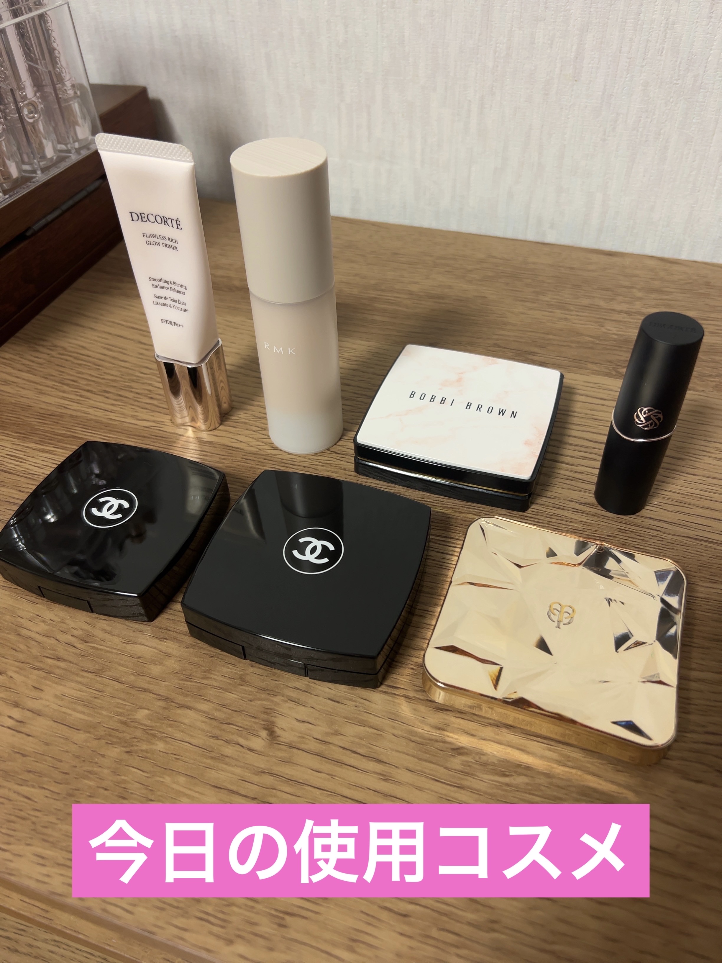 カメリア フトゥーラ/CHANEL/パウダーチークを使ったクチコミ（1枚目）