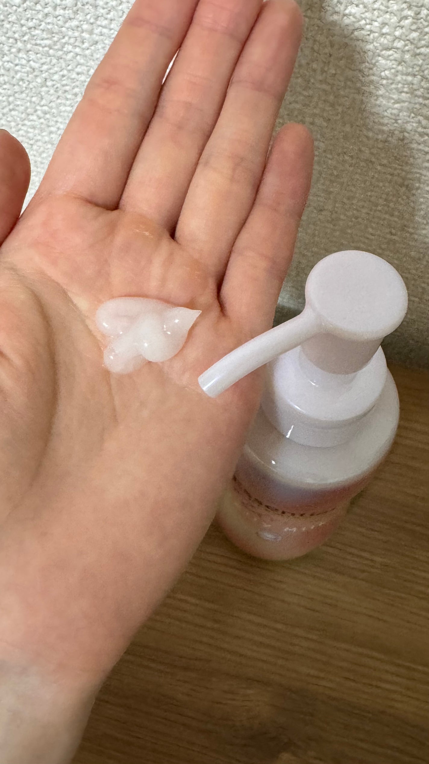 エッセンシャル プレミアム うるりジェリーミルク/エッセンシャル/ヘアミルクを使ったクチコミ(3枚目)