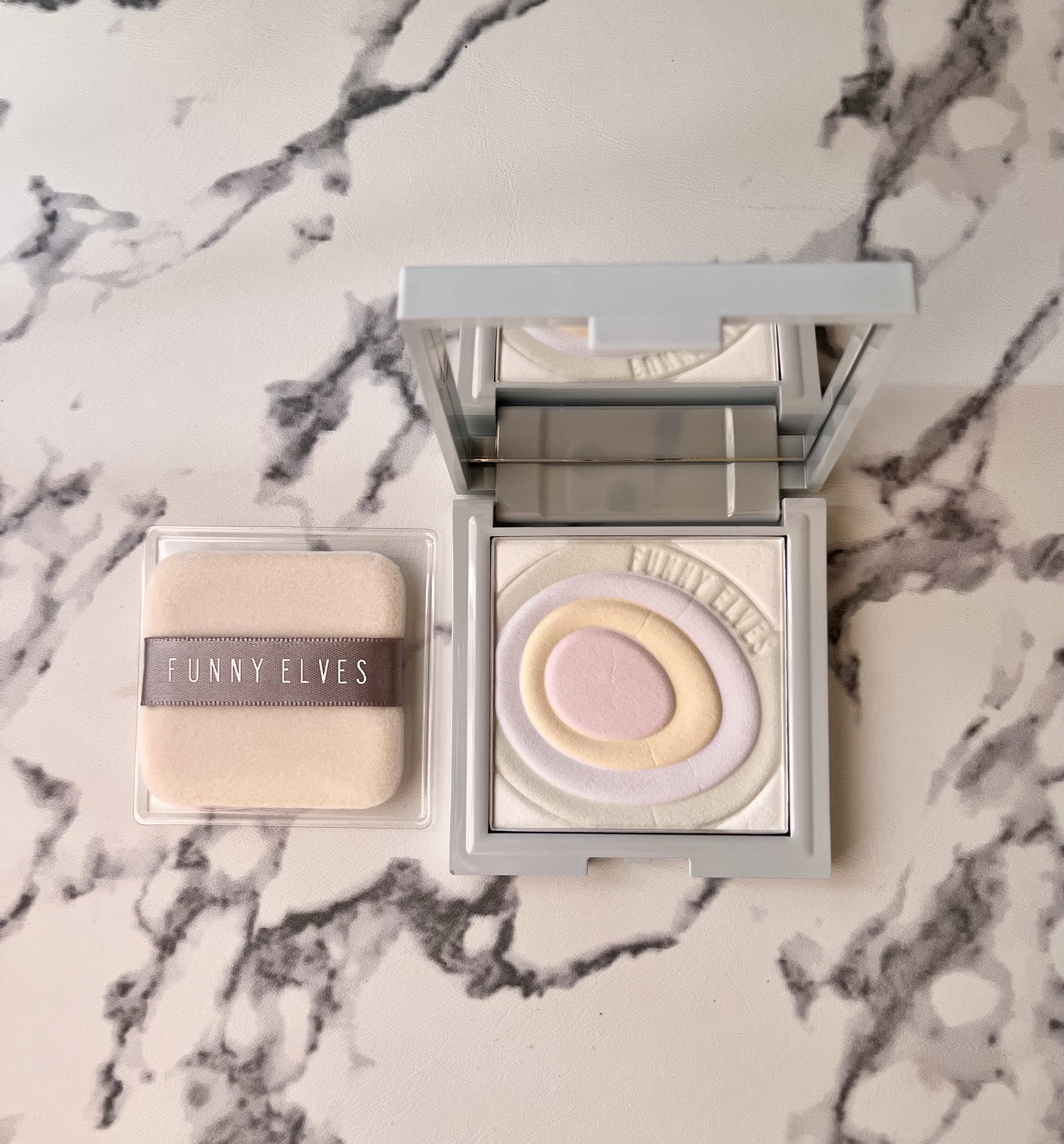 ネビュラ プレストパウダー/FUNNY ELVES方里/プレストパウダーを使ったクチコミ（1枚目）