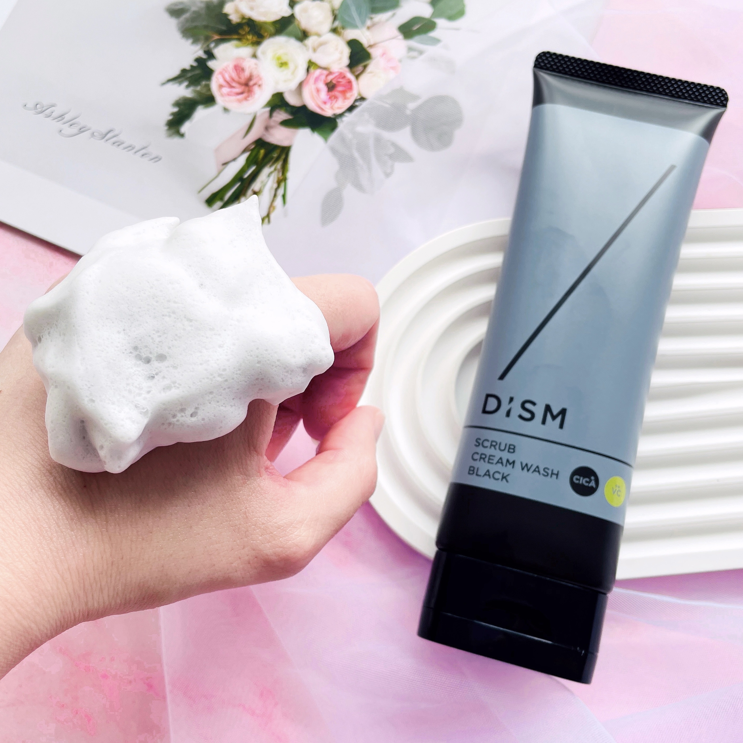 ディズム　スクラブクリームウォッシュ ブラック/DISM/洗顔フォームを使ったクチコミ（3枚目）