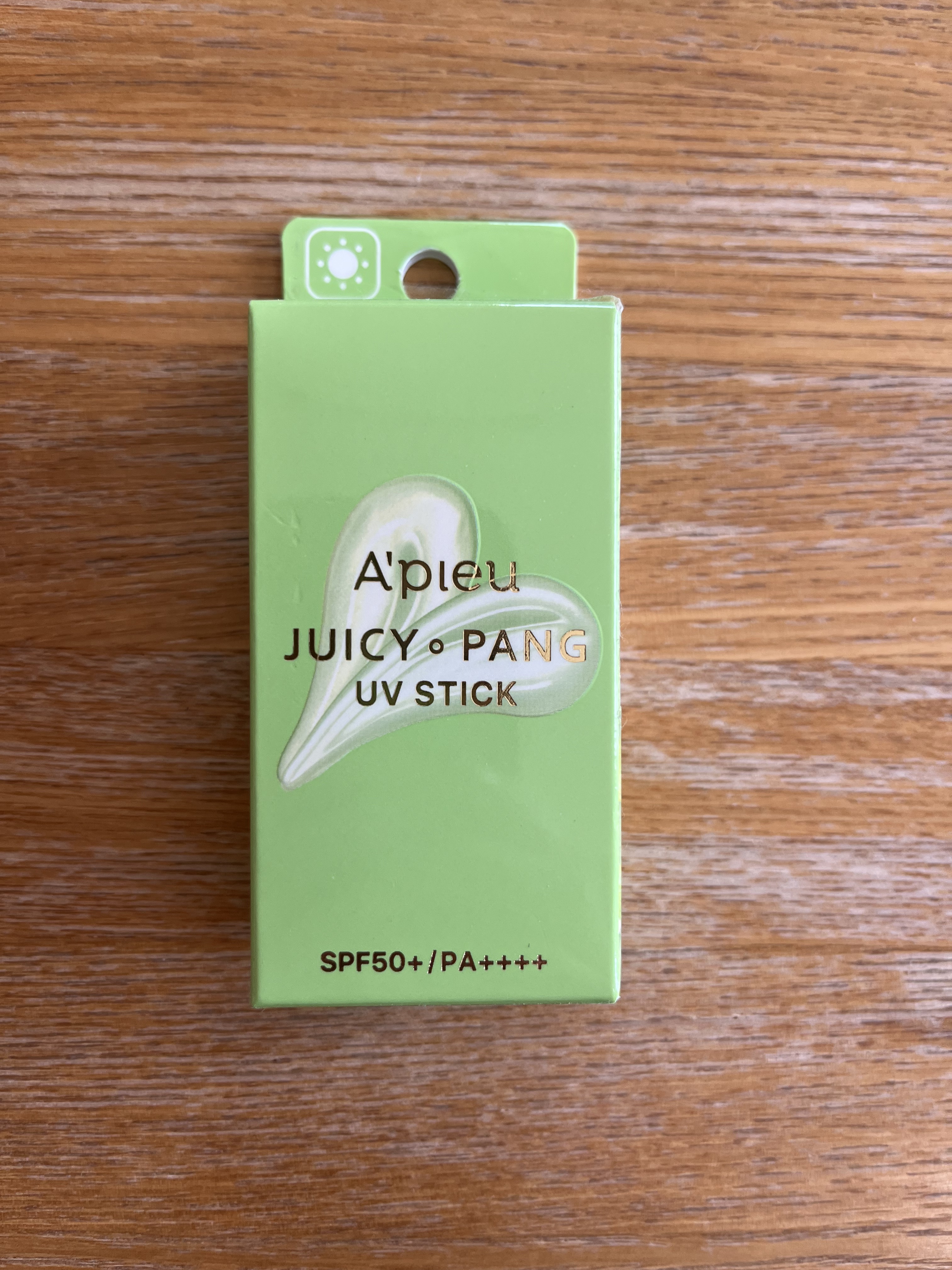 アピュー ジューシーパン UVスティック/A’pieu/日焼け止め・UVケアを使ったクチコミ（1枚目）