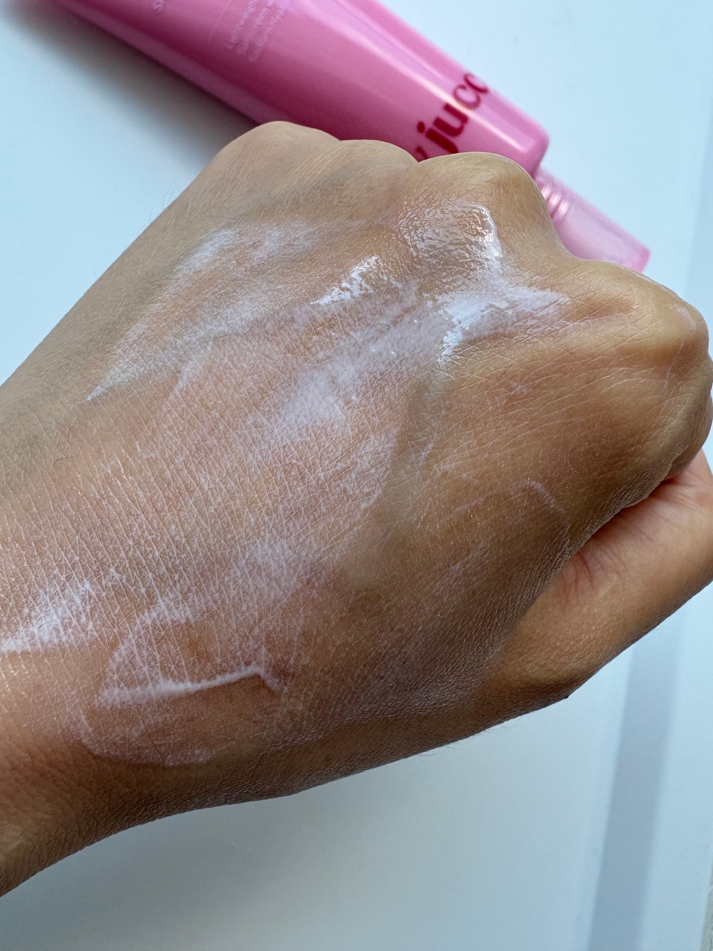 Gooseberry Juicy Glow-up Sun Serum/By Juccy/日焼け止めミルクを使ったクチコミ(4枚目)