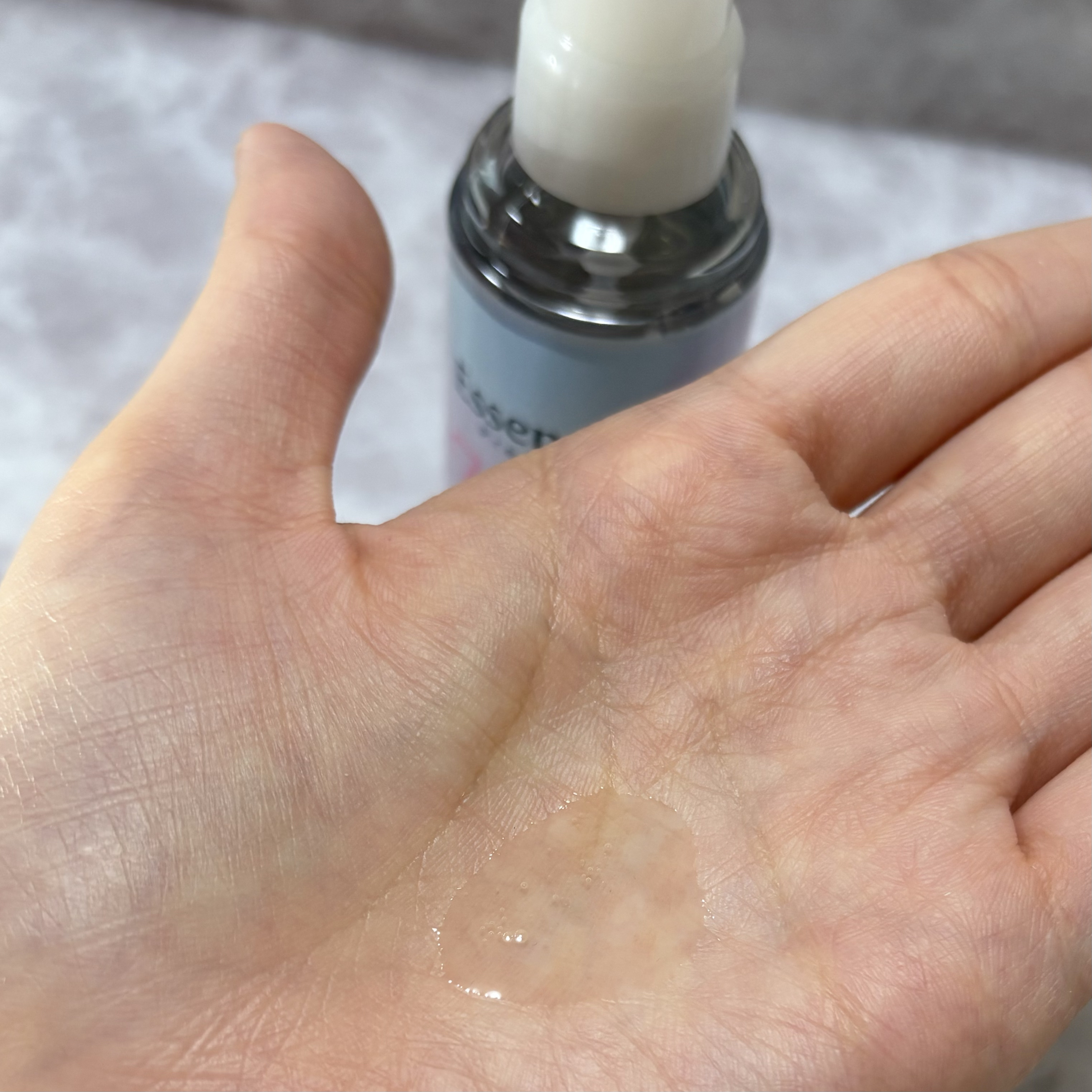 エッセンシャル プレミアム うるりキラリオイル/エッセンシャル/ヘアオイルを使ったクチコミ（3枚目）