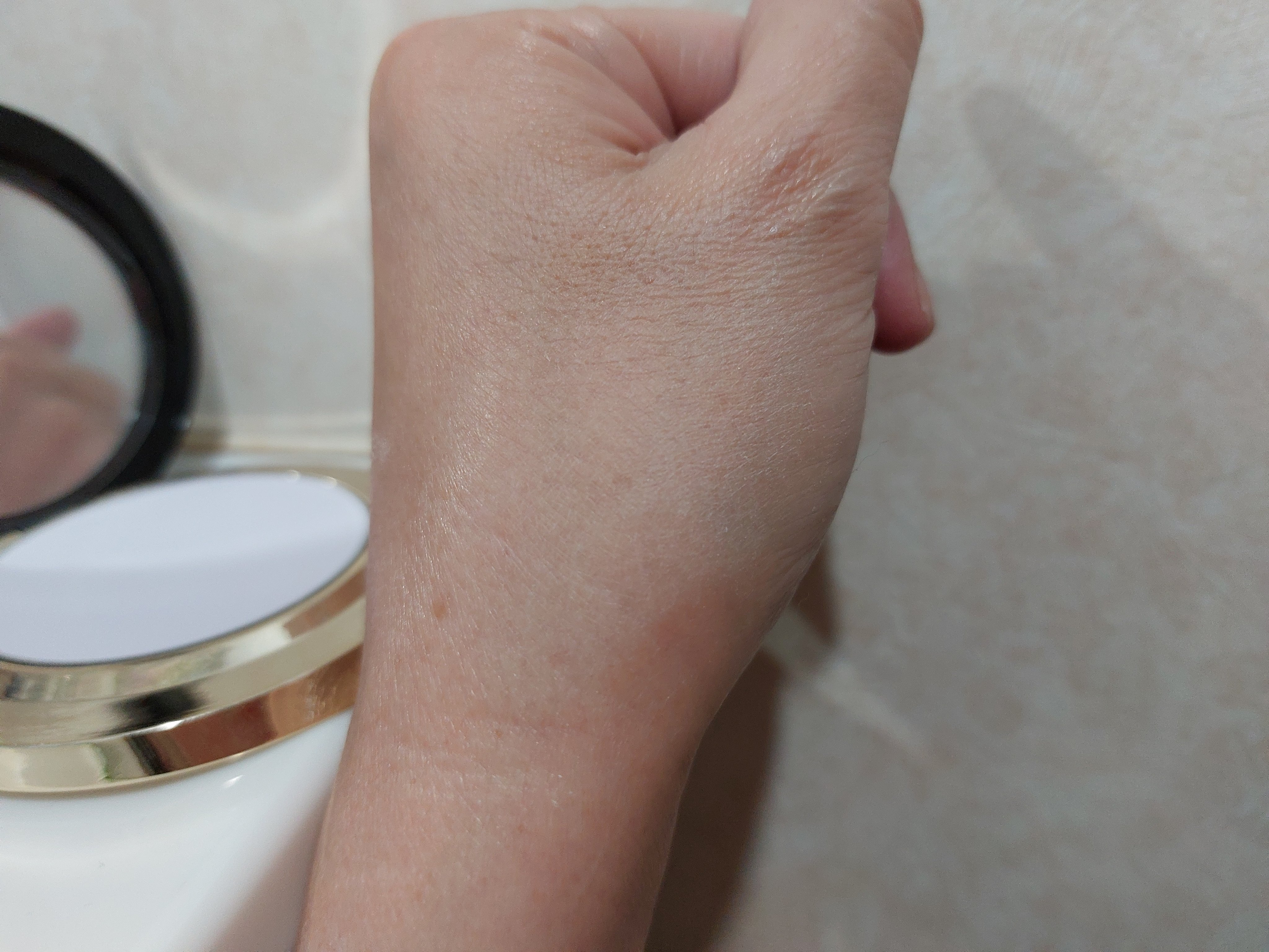 SUQQU ソフト マット セッティング パウダー/SUQQU/プレストパウダーを使ったクチコミ（3枚目）