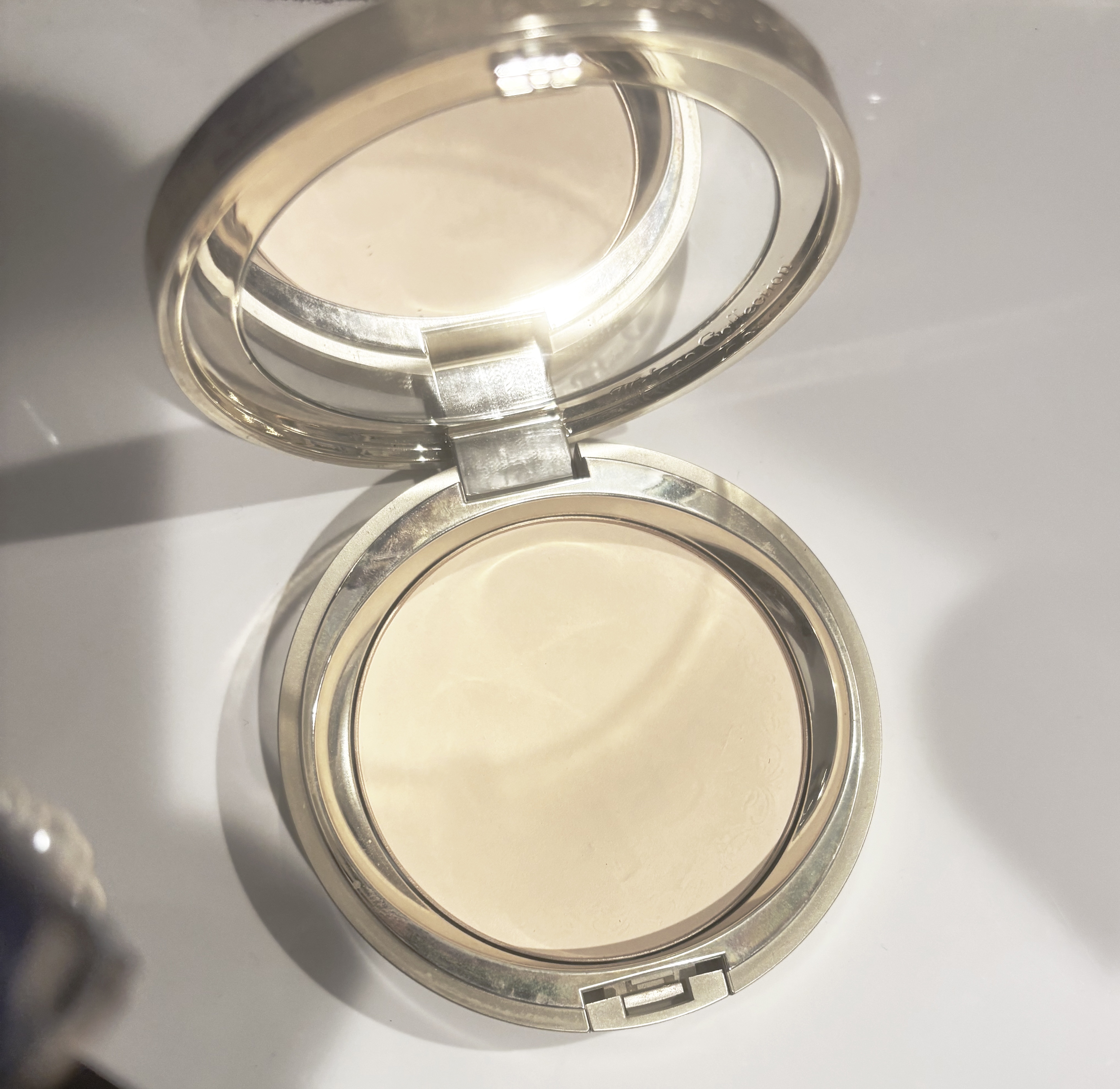 ぽむ♡ﾌｫﾛﾊﾞ100%のクチコミ「このビジュ優勝🏆✨

可愛いよねミラノコレクション！！

この見た目最高に可愛い💖

使い心地.....」（2枚目）