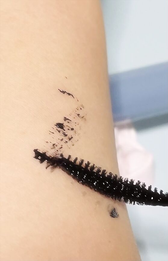 ウルトラ WP マスカラ (カール)/FASIO/マスカラを使ったクチコミ（3枚目）