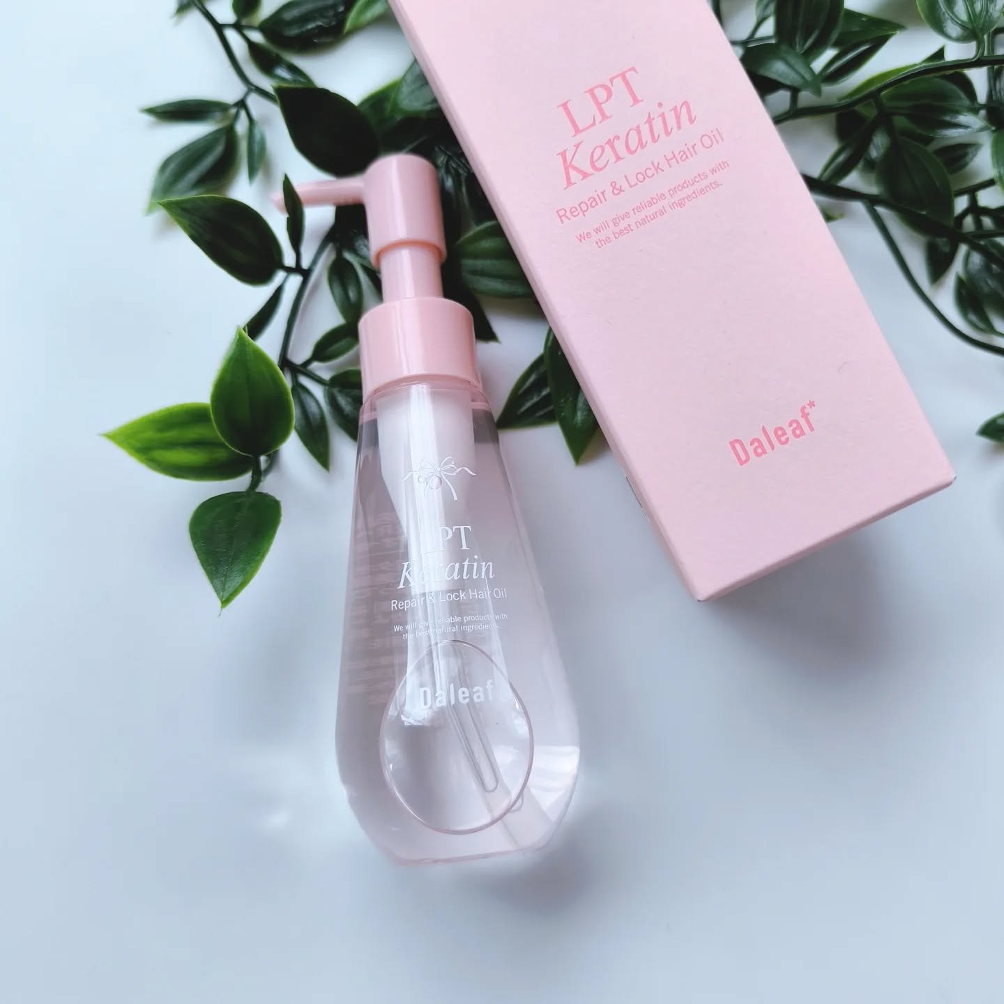 ▫Daleaf LPT ヘアオイル

頂きました

LPTタンパク配合で、髪を補修しながらサラッとツヤ感のある仕上がりへ

私は髪が短めなので半プッシュで十分
夜つけて寝ると、翌朝の寝ぐせが気になりにくくて助かる…！
オイルなのにベタつかず