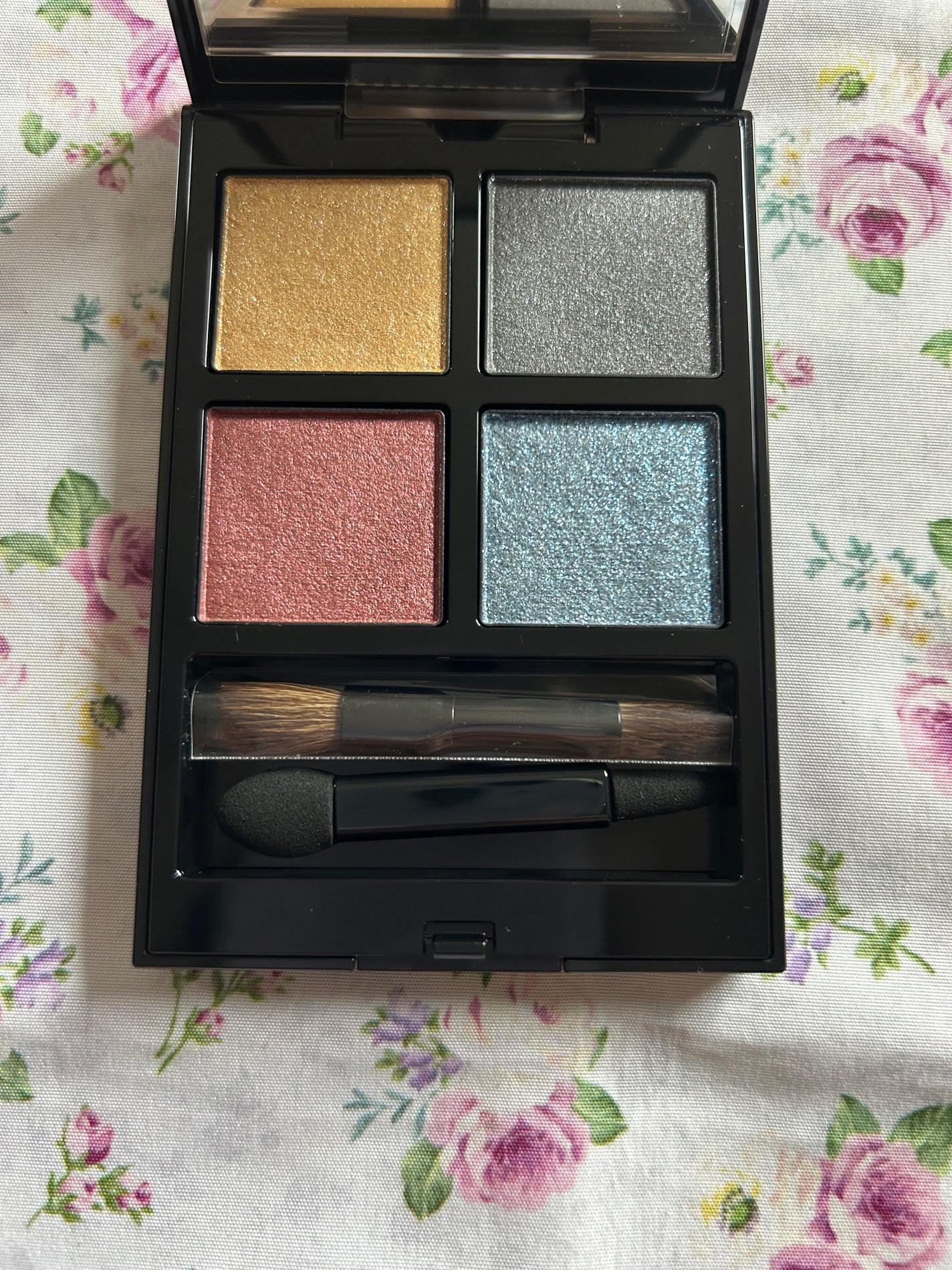 アディクション ザ アイシャドウ パレット +/ADDICTION/アイシャドウパレットを使ったクチコミ(2枚目)