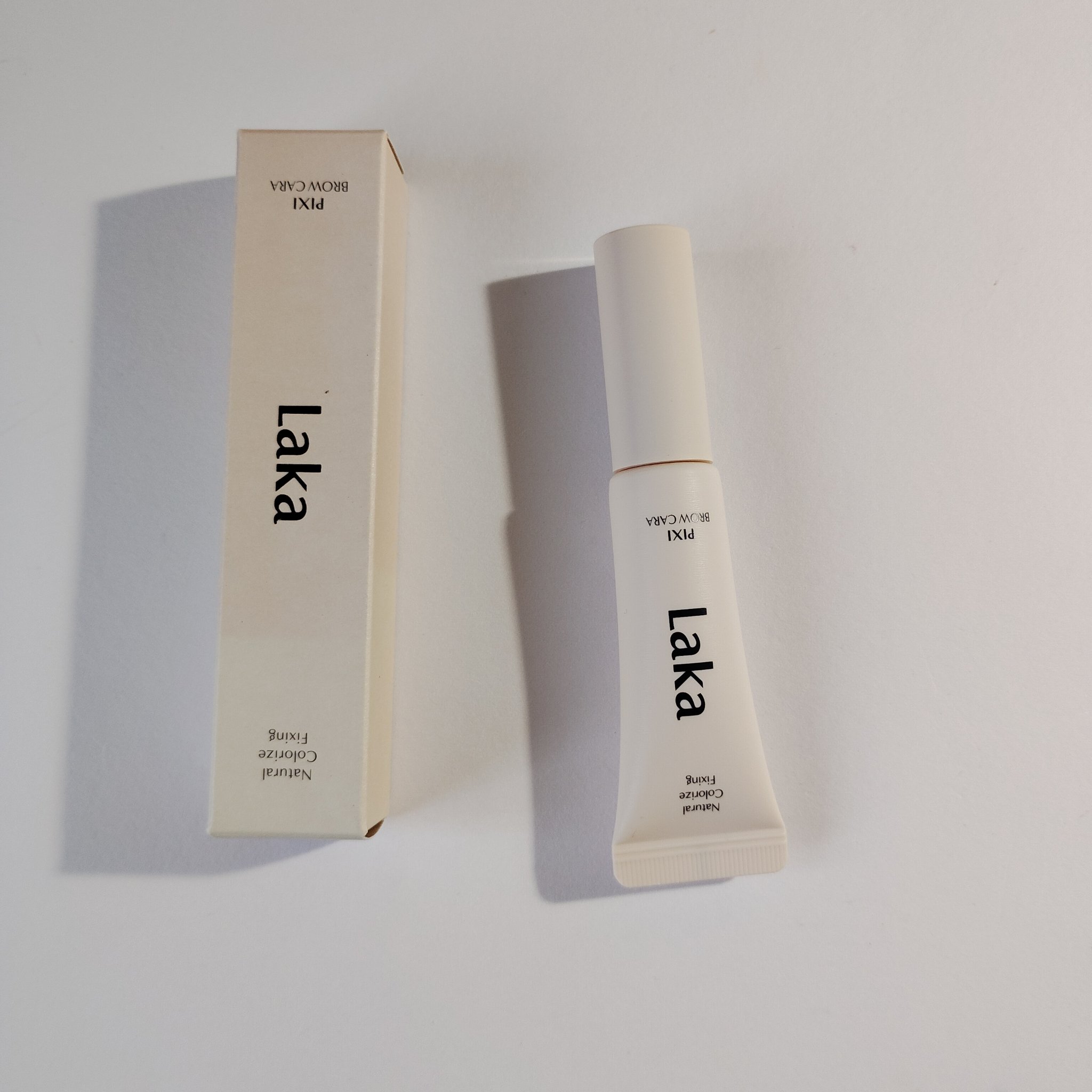 ラカ ピクシーブロウカラ 00 ベーシックシェイパー/Laka/眉マスカラを使ったクチコミ（1枚目）