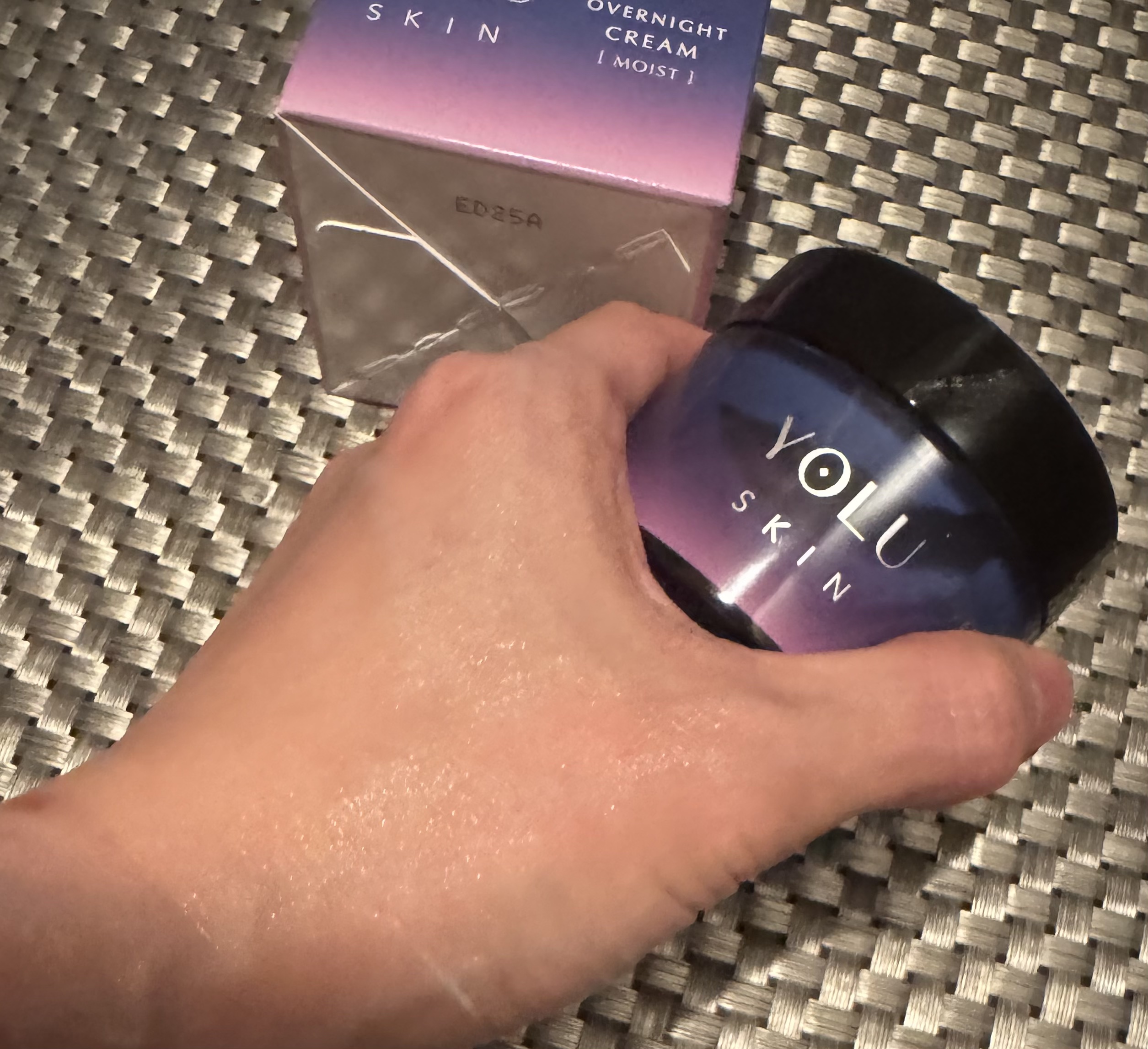 ヨル スキン オーバーナイトクリーム モイスト/YOLU/フェイスクリームを使ったクチコミ（3枚目）