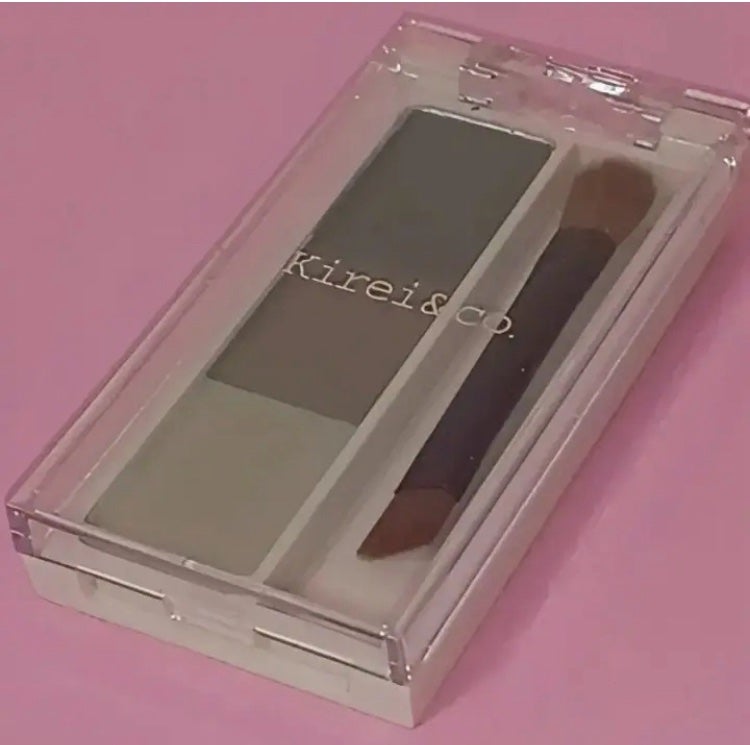 アイブロウパウダー/Kirei&co./パウダーアイブロウを使ったクチコミ(2枚目)