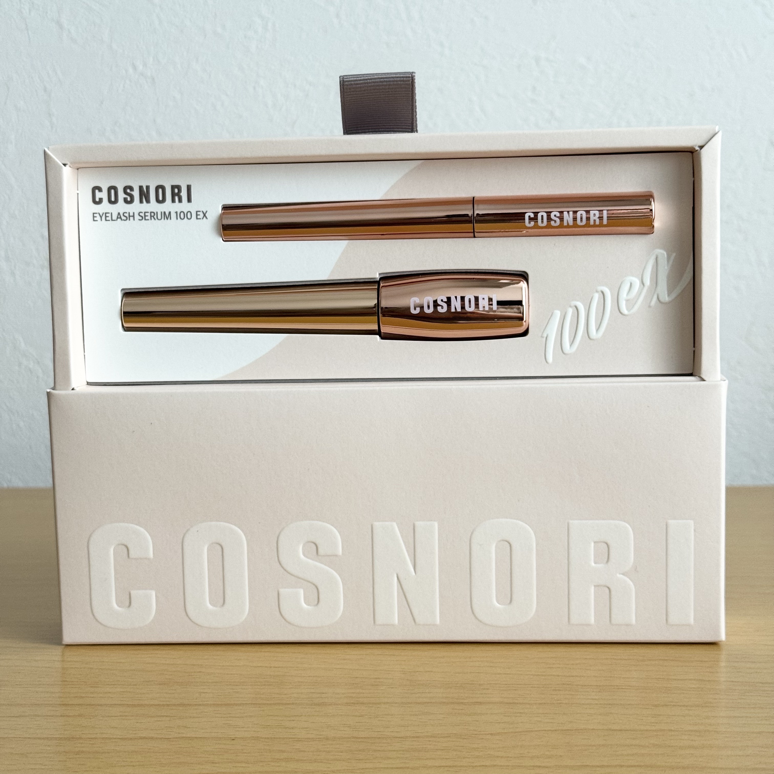 アイラッシュセラム100EX/COSNORI/まつげ美容液を使ったクチコミ（1枚目）