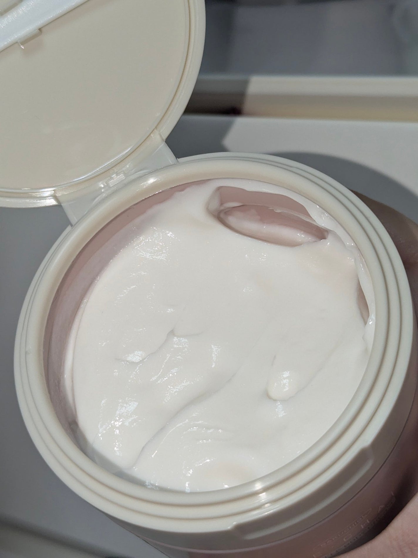 バクチオールスフレボディクリーム/MECHAI/ボディクリームを使ったクチコミ(2枚目)