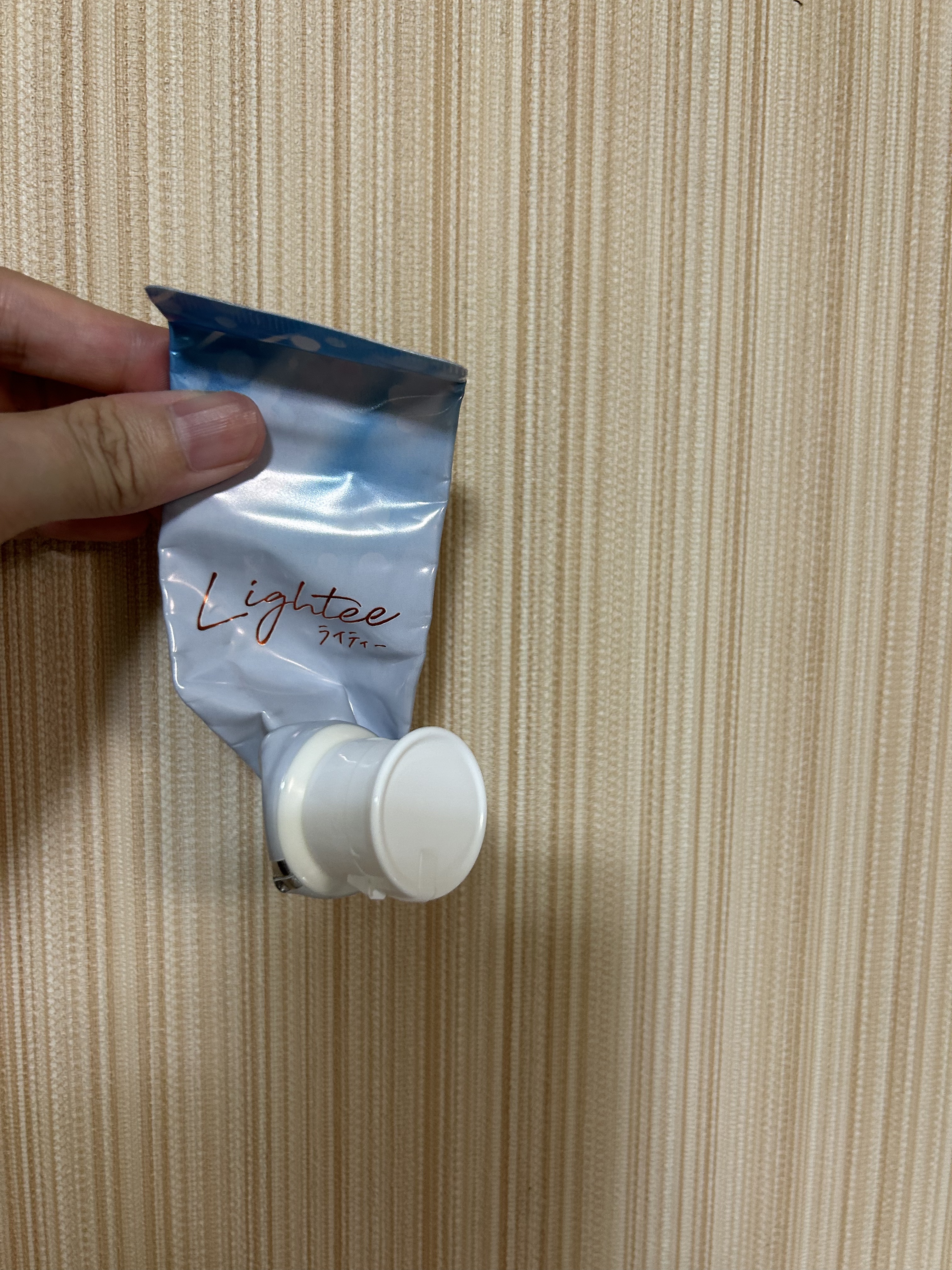 Lighteeハミガキ  ホワイトシトラスミント 100g/ライオン/歯磨き粉を使ったクチコミ（1枚目）