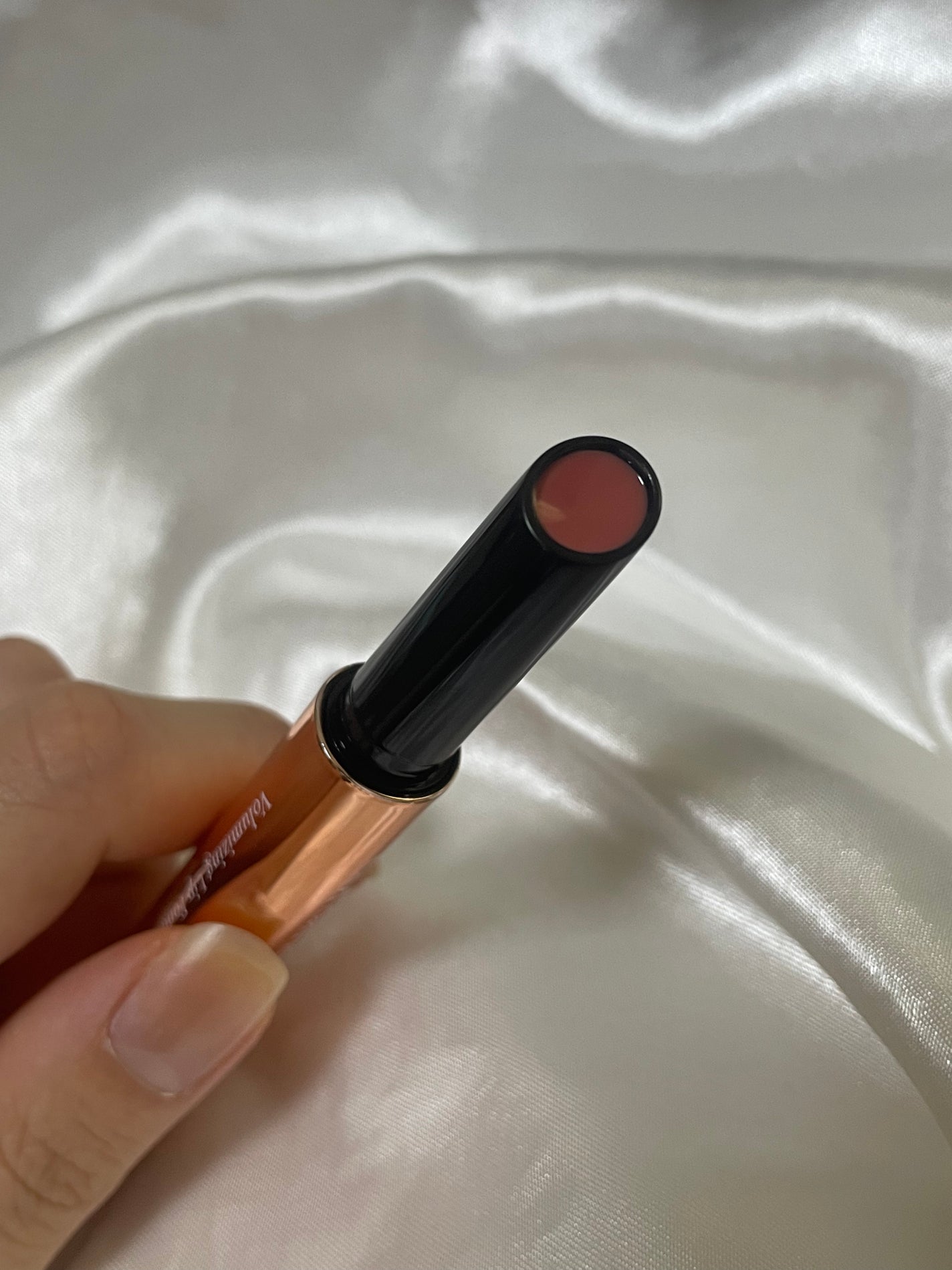 ボリューマイジングフォンデュリップ/Coralhaze/口紅を使ったクチコミ(2枚目)