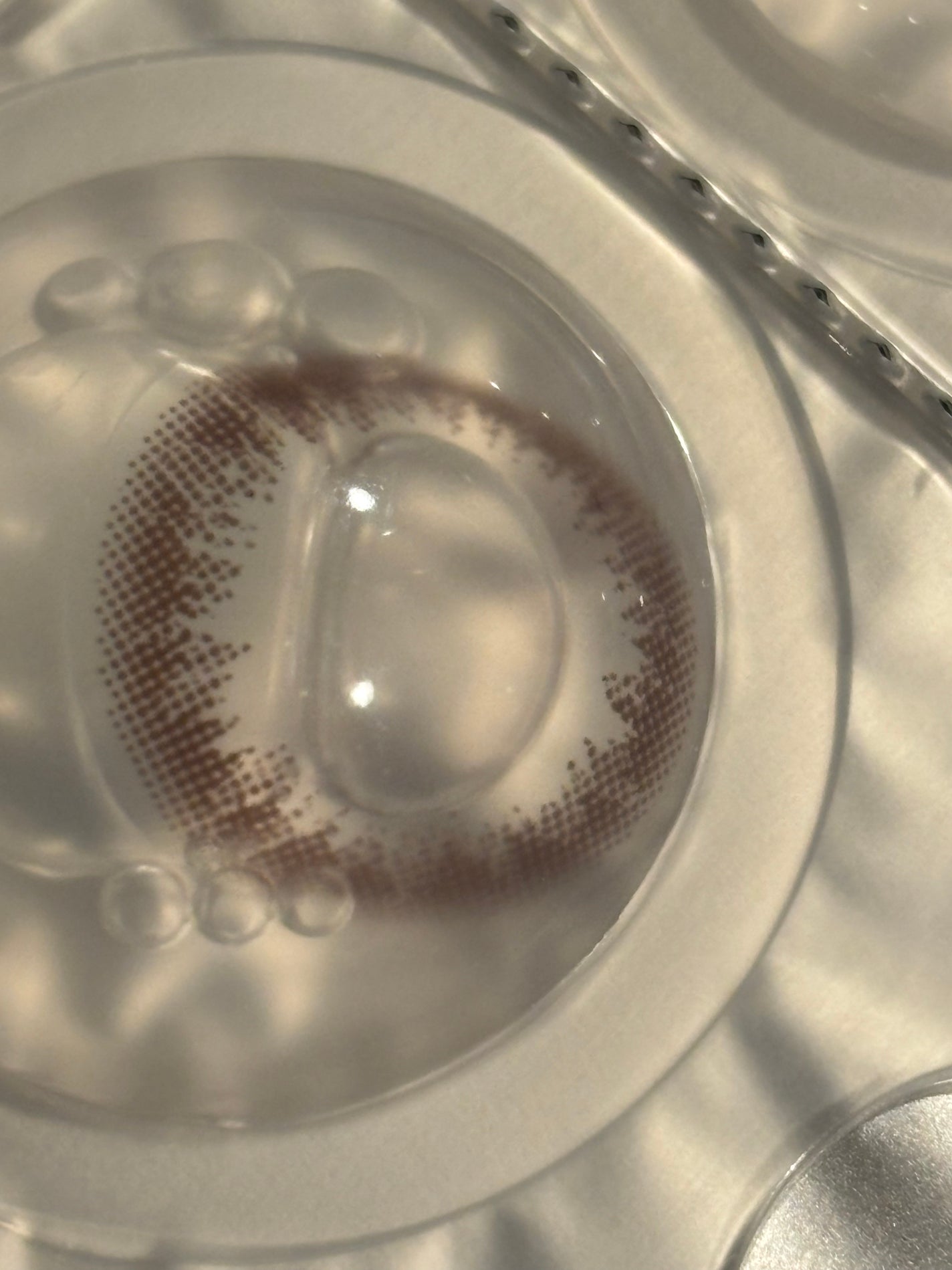 ARTIRAL UV&Moist 2week /ARTIRAL/2週間(2WEEKS)カラコンを使ったクチコミ(3枚目)