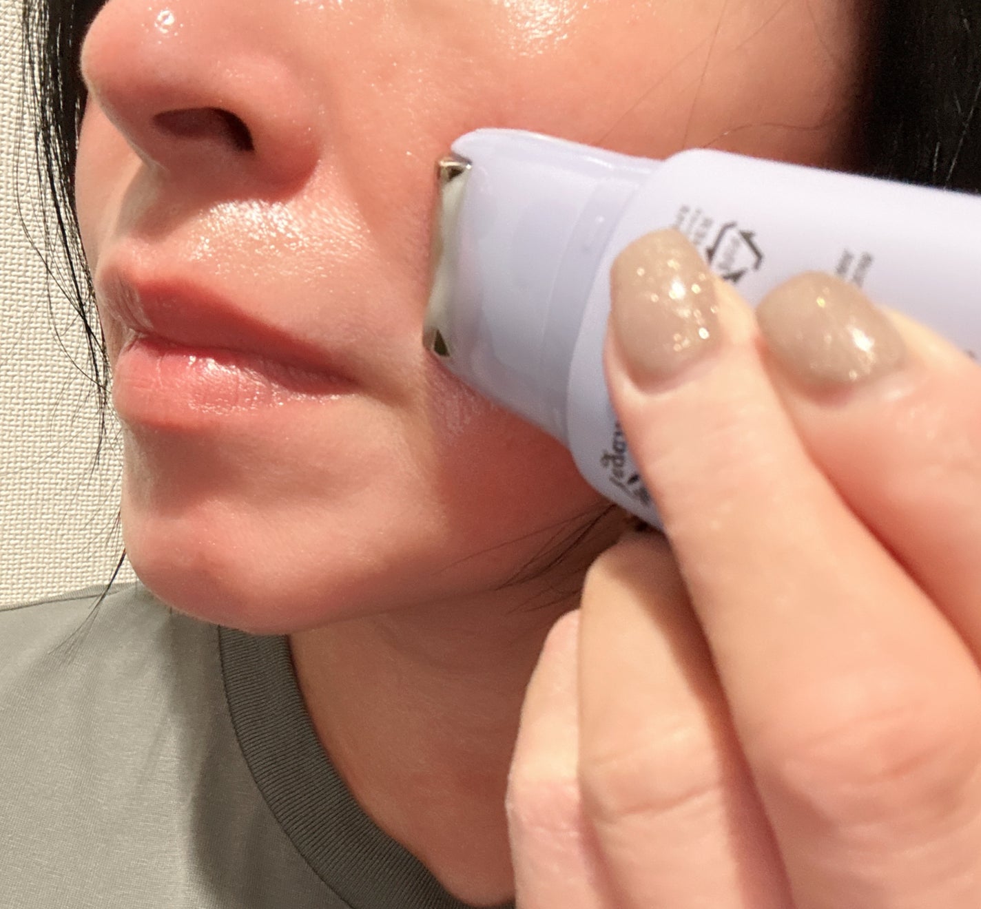 フリーズタグアイスローラー/CHASIN'RABBITS/美容液を使ったクチコミ(5枚目)