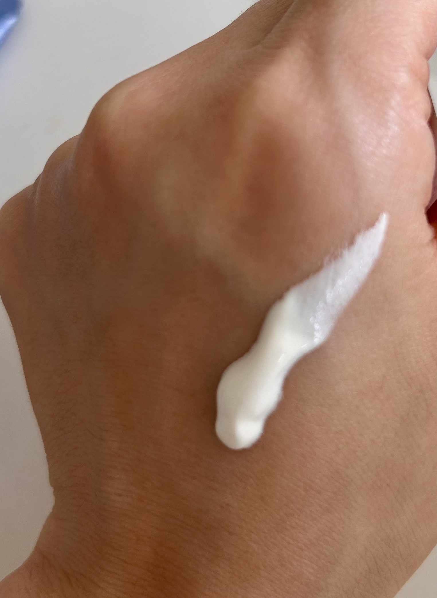 サンカットR ライトアップUV エッセンス/サンカット®/日焼け止めローションを使ったクチコミ（3枚目）