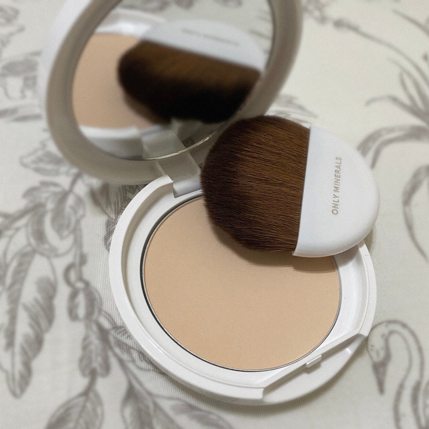 ミネラルUVパウダーS クールコンフォート/ONLY MINERALS/プレストパウダーを使ったクチコミ(3枚目)