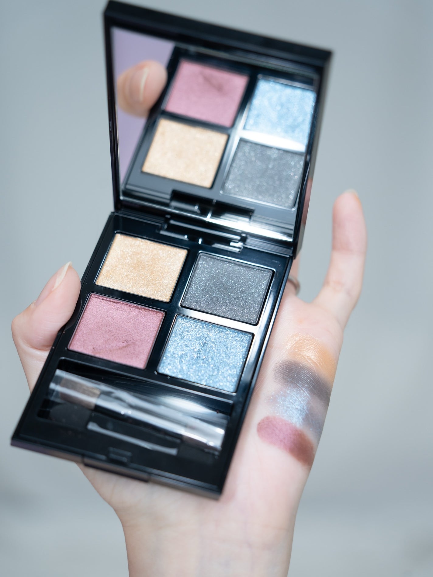 アディクション ザ アイシャドウ パレット +/ADDICTION/アイシャドウパレットを使ったクチコミ(3枚目)