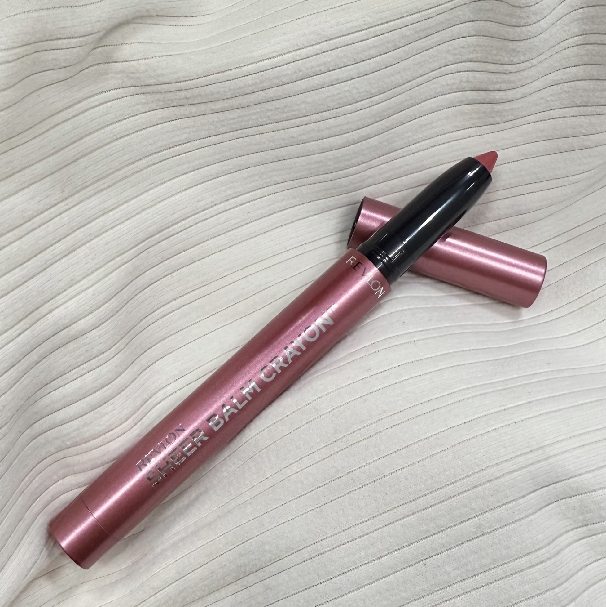 レブロン シアー バーム クレヨン/REVLON/口紅を使ったクチコミ（2枚目）