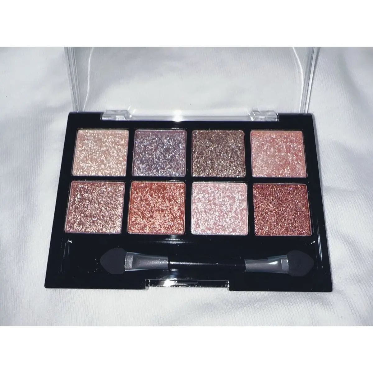 8color sparkling eyeshadow palette/MAKEUP LABOSOPHY/パウダーアイシャドウを使ったクチコミ（3枚目）