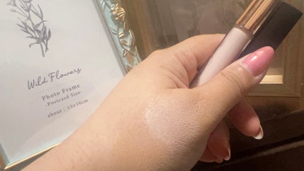 xixi XIXI シェーディングのクチコミ「
コンシーラ2点の紹介です(⁎ᴗ͈ˬᴗ͈⁎)
XiXi 02# 
LUNA 02
Xi.....」(3枚目)