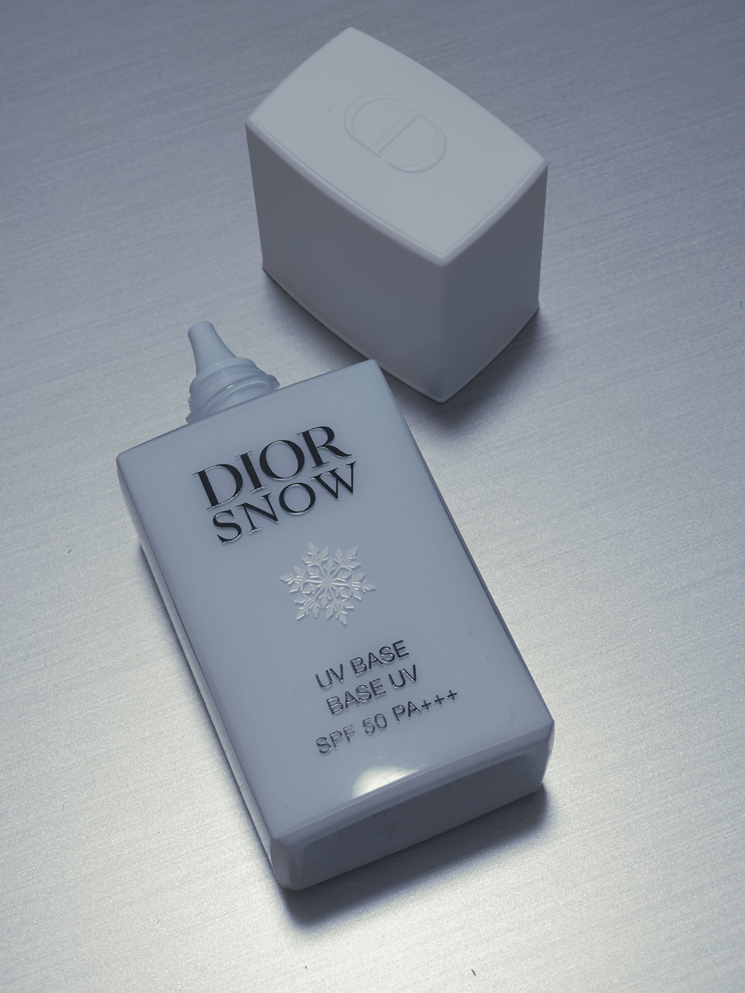 ディオール スノー UV ベース SPF50/ PA+++/Dior/ベースメイクを使ったクチコミ（1枚目）