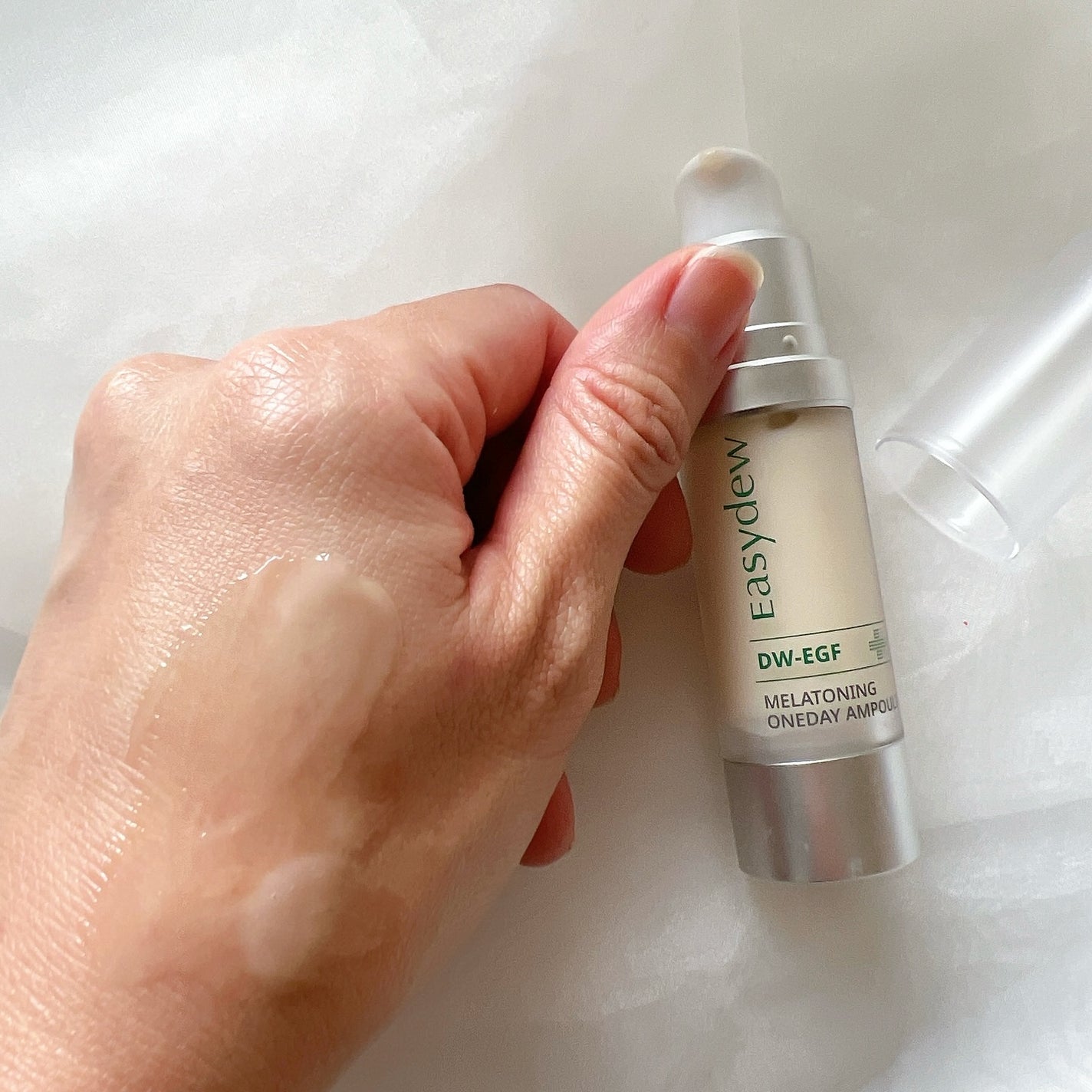 メラトーニングアンプル/Easydew/美容液を使ったクチコミ(9枚目)