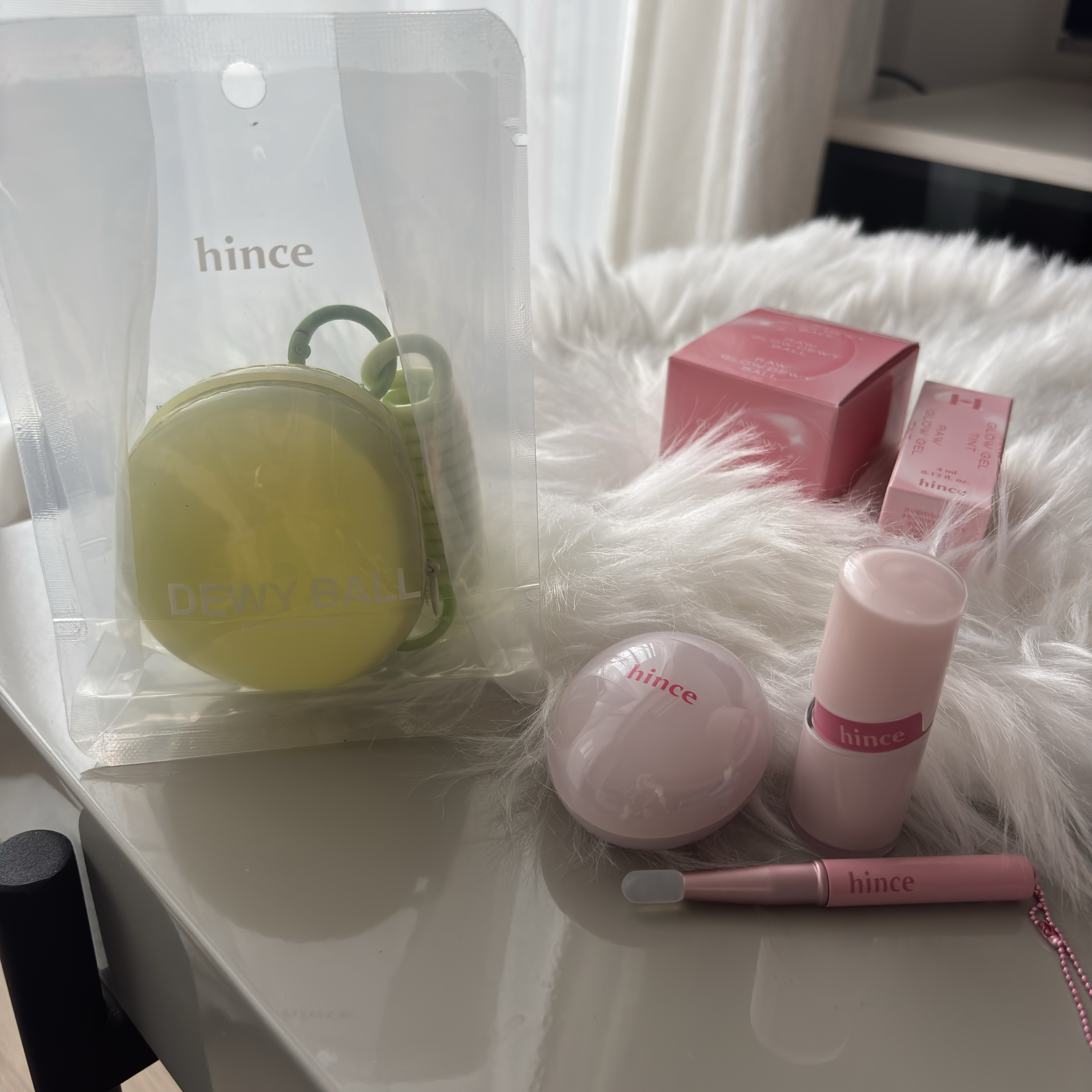 ロウグロウジェルティント/hince/リップティントを使ったクチコミ（2枚目）