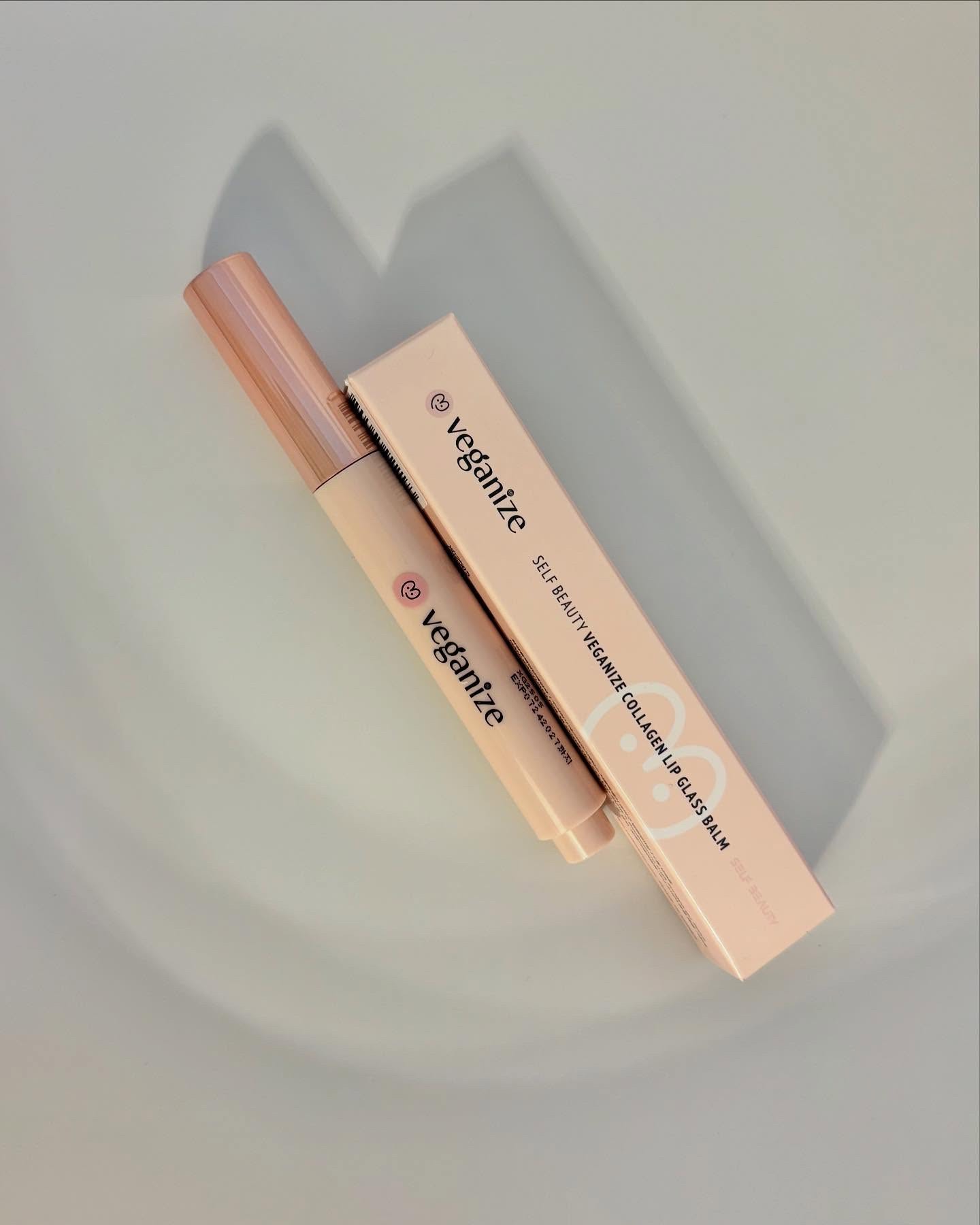 ヴィーガナイズコラーゲンリップガラスバーム 11番 オーロラグリッツ/Veganize/リップグロスを使ったクチコミ（2枚目）