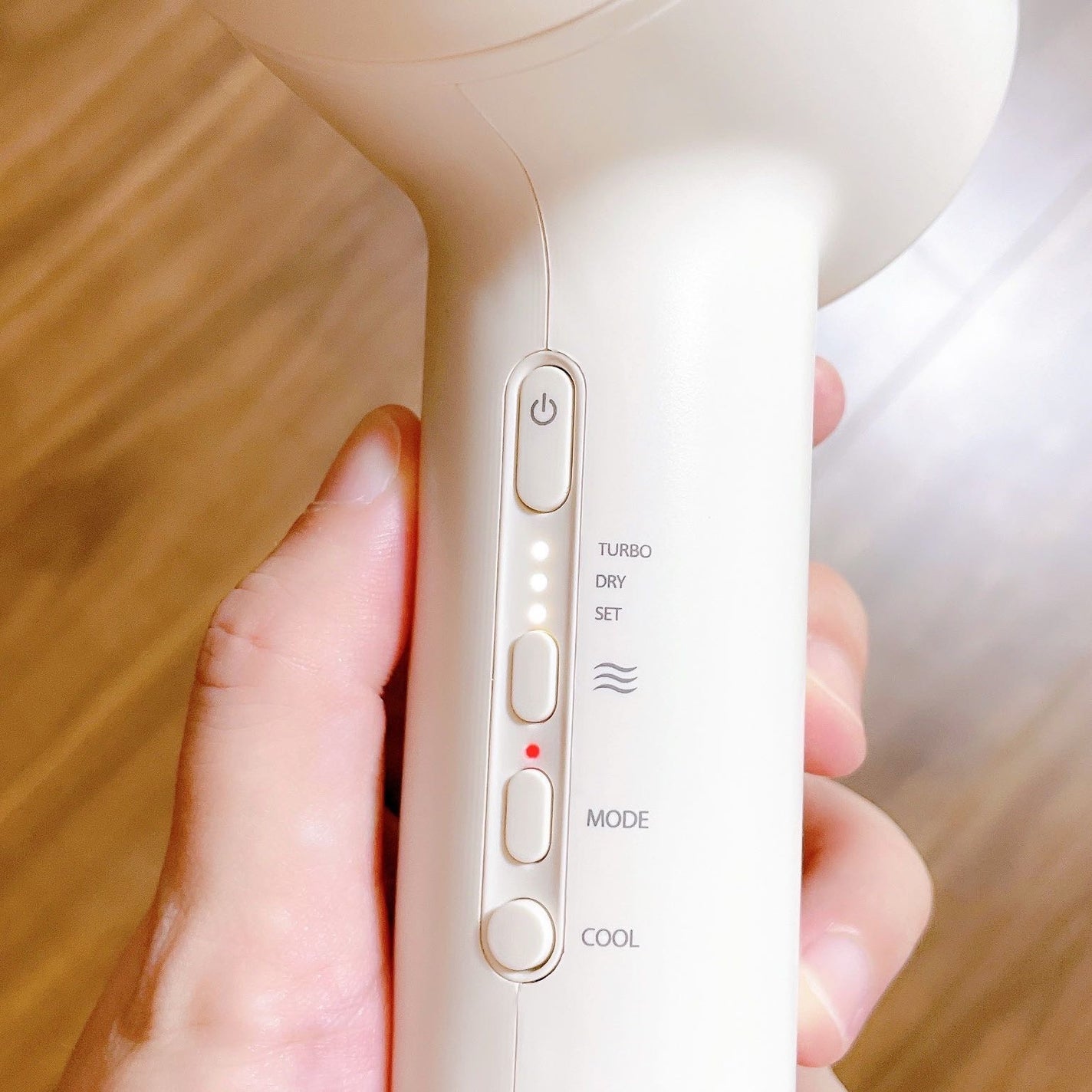 ツヤニュアンスドライヤー/FESTINO/ドライヤーを使ったクチコミ(7枚目)