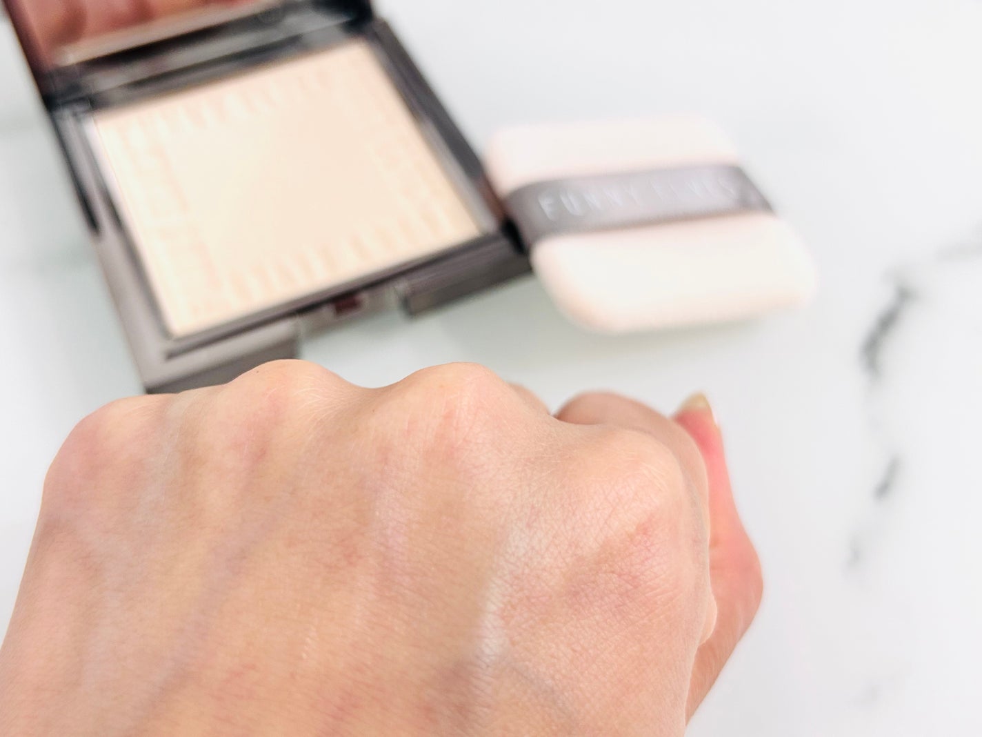 ソフトマットプレストパウダー/FUNNY ELVES方里/プレストパウダーを使ったクチコミ(4枚目)