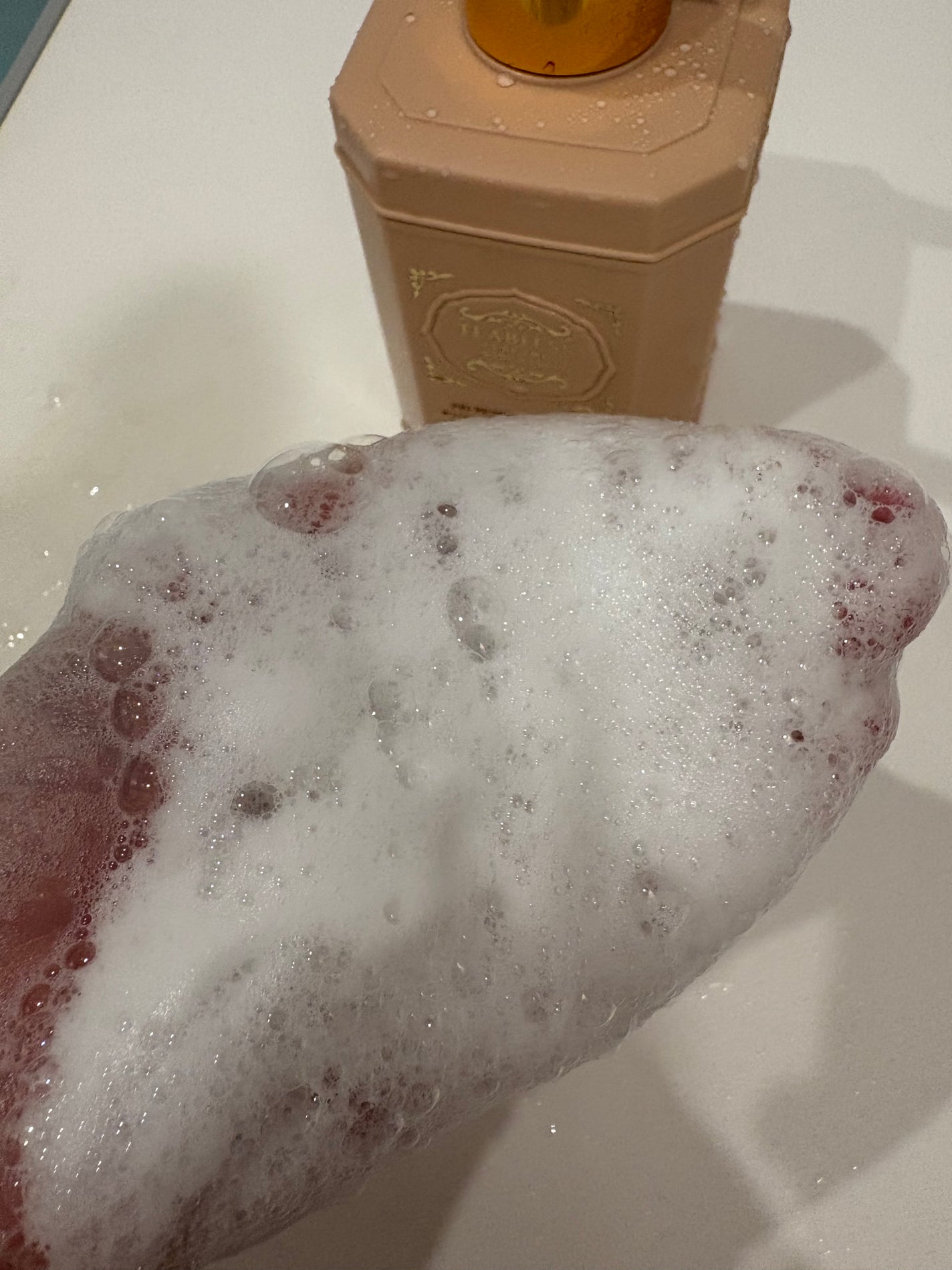 フローラル メドウ スイートティー パフュームボディソープ/TEABLESS/ボディソープを使ったクチコミ(5枚目)