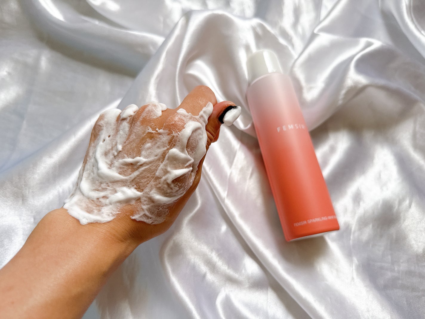 スパークリングホイップウォッシュ/FEMSIR/デリケートゾーンケアを使ったクチコミ(3枚目)