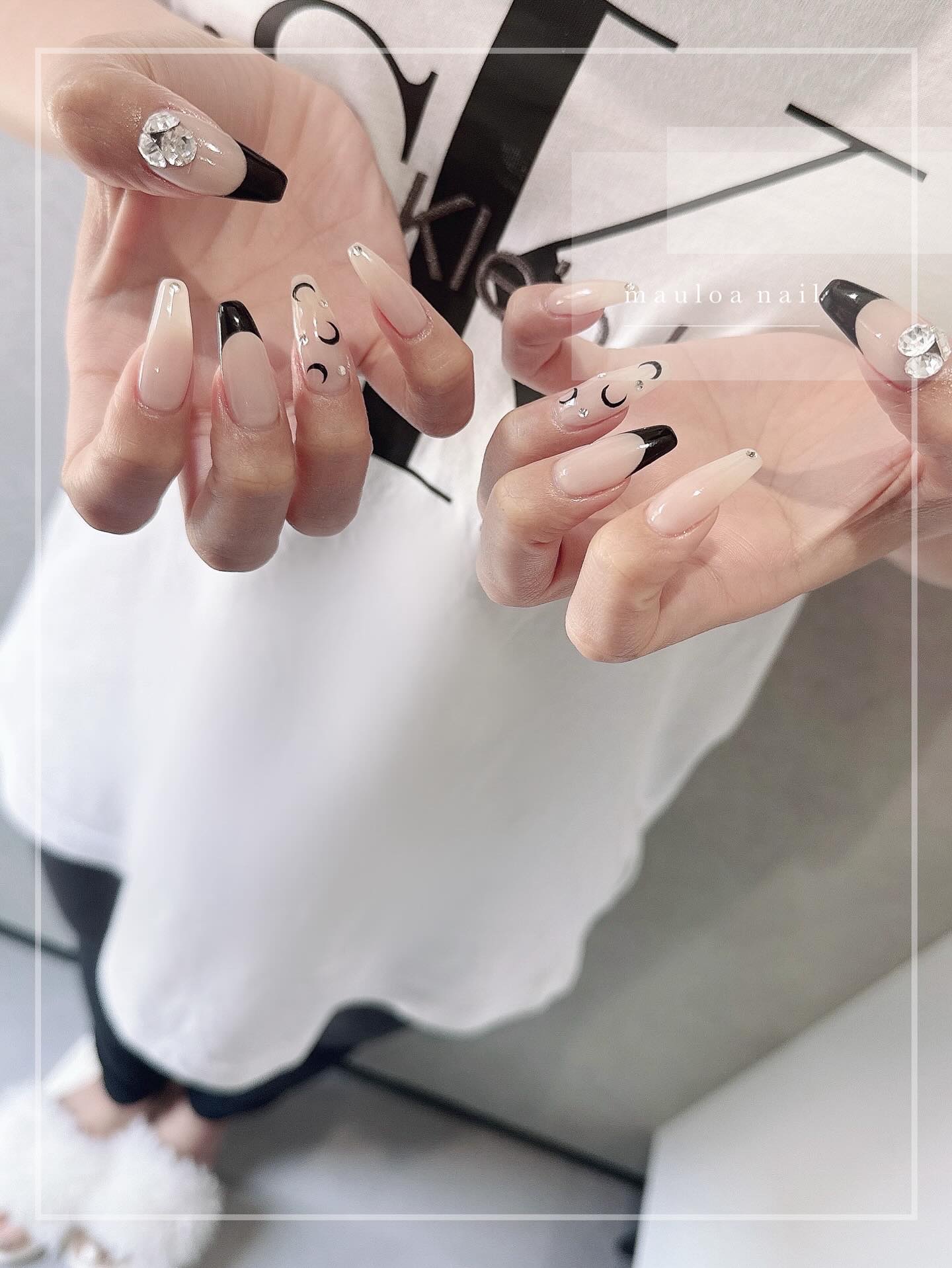 ・
🌜🌜🌜
・
ネイルやり方動画
fantistにて多数更新
してます☺️✨
簡単な登録だけで見れて
ご購入頂いた動画は
何度でもご視聴いただけます☺️🙌
topのURLから飛べます🦋
・
・
・
・
・
・
#フレンチネイル
#