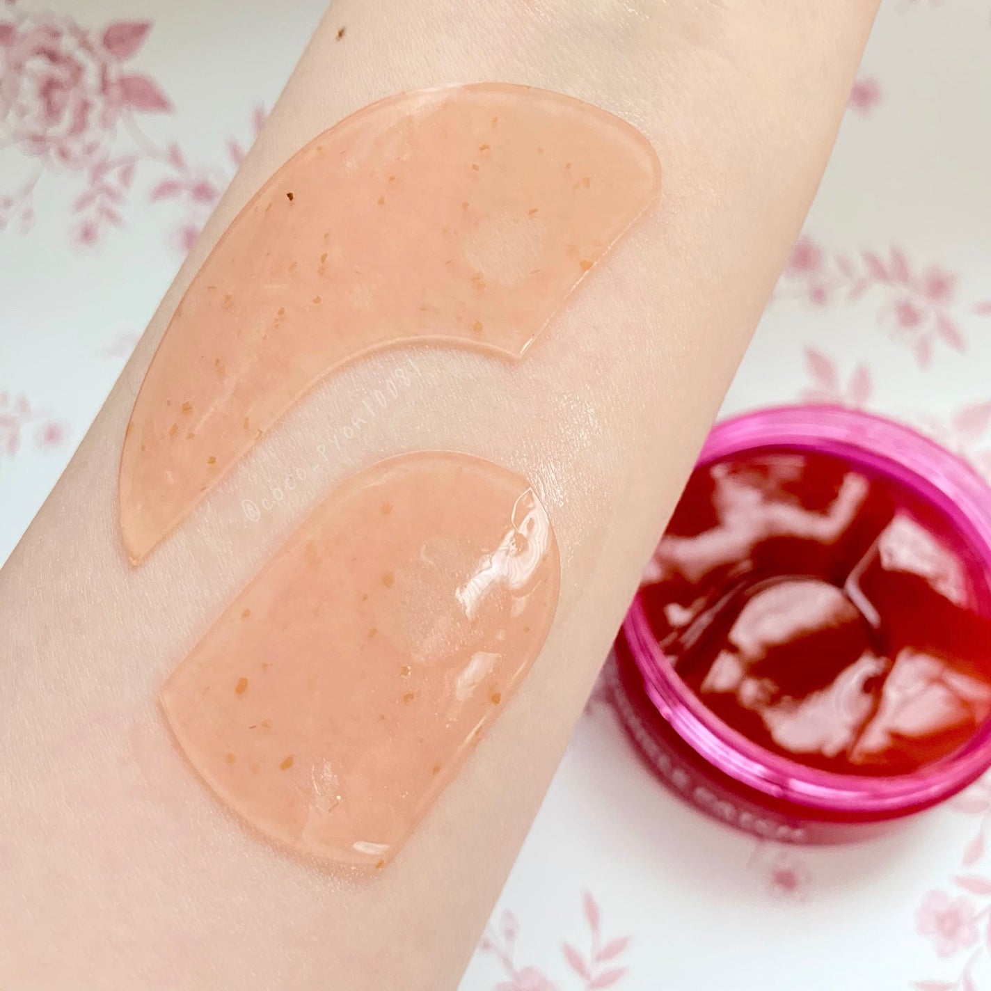 アイソイ 目元集中ケア アイゲルパッチ /ISOI/アイケア・アイクリームを使ったクチコミ(5枚目)