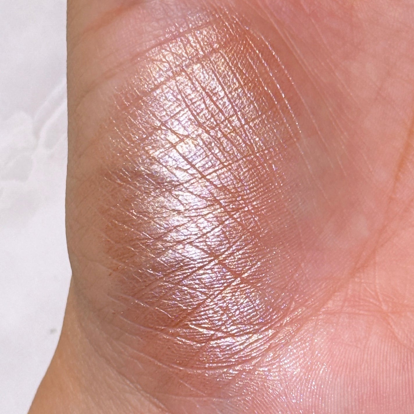 NARS ライトリフレクティング ルミナイジングパウダー/NARS/パウダーハイライトを使ったクチコミ(5枚目)