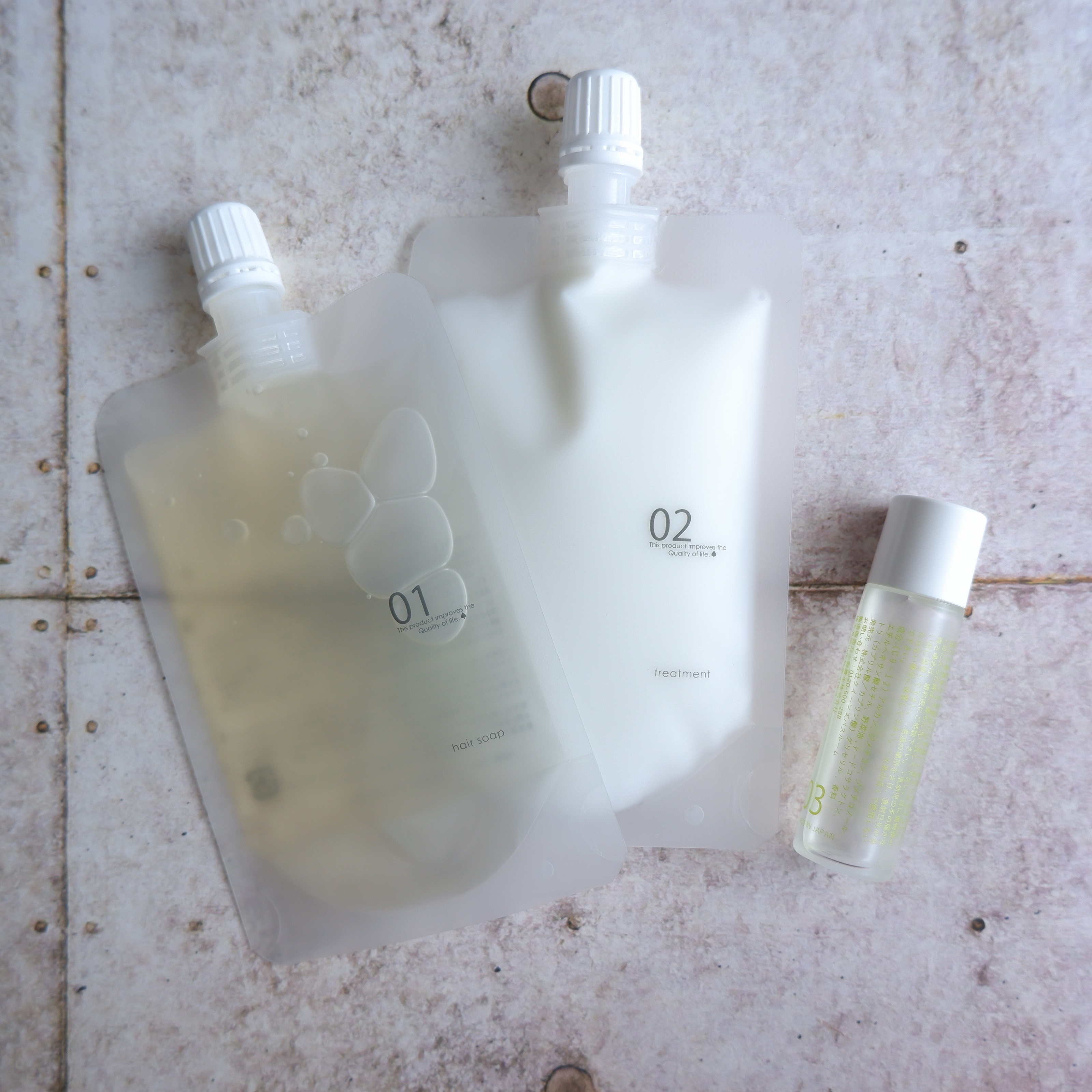 ヘアケアトライアルセット/QUEEN'S BATHROOM/トライアルキットを使ったクチコミ（1枚目）