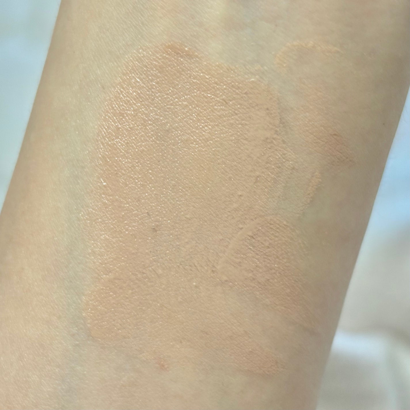 V3 ブリリアント ファンデーション/SPICARE/クッションファンデーションを使ったクチコミ(3枚目)