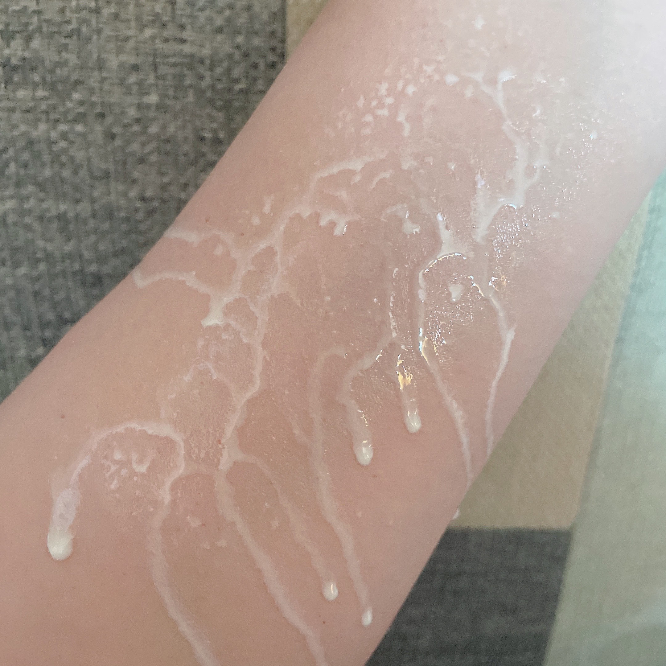 ニベアUV ディーププロテクト＆ケア ミルクミスト/ニベア/日焼け止めミスト・スプレーを使ったクチコミ（2枚目）