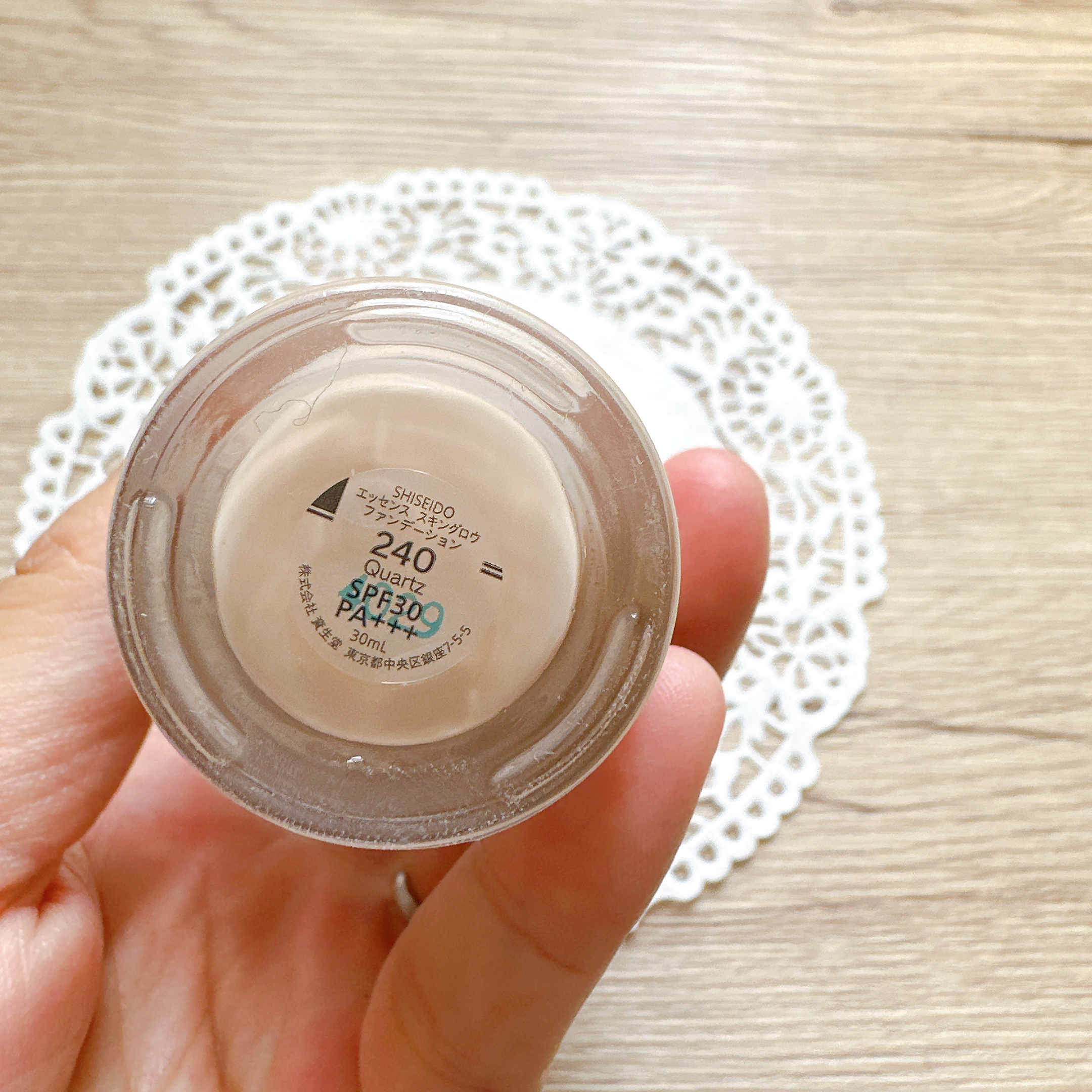 エッセンス スキングロウ ファンデーション 240 Quartz/SHISEIDO/リキッドファンデーションを使ったクチコミ（3枚目）