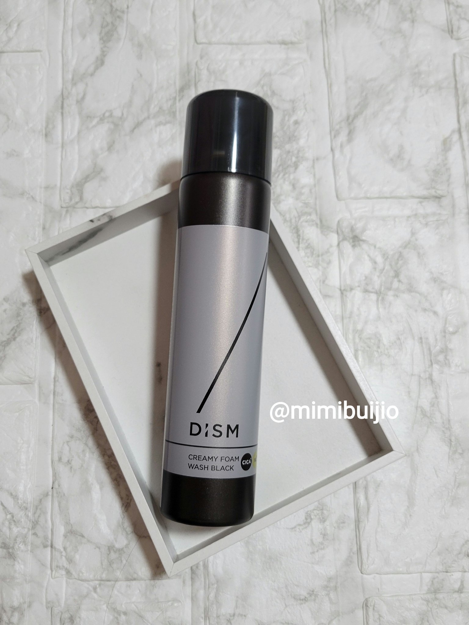 ディズム クリーミーフォームウォッシュ ブラック/DISM/泡洗顔を使ったクチコミ（2枚目）
