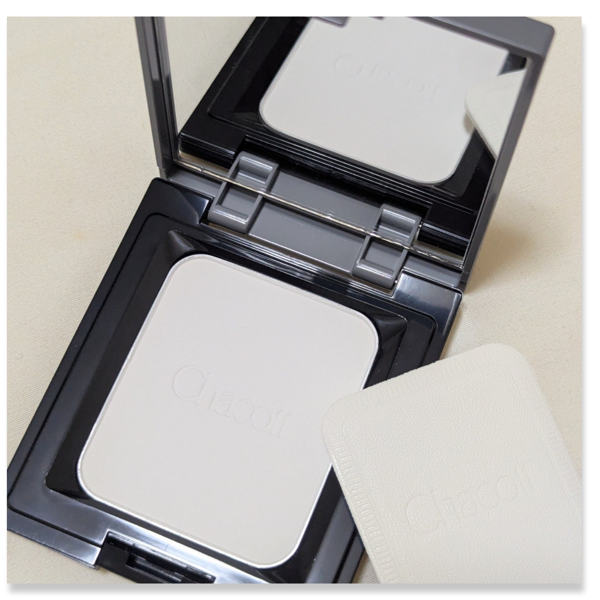 コンプレクションクリエイター/チャコット・コスメティクス/プレストパウダーを使ったクチコミ（2枚目）