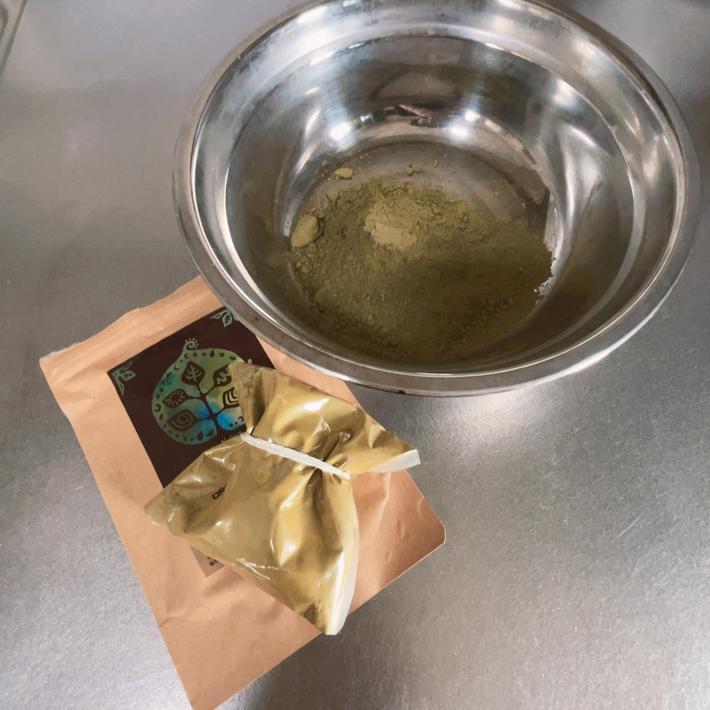 ひふみレイキ💫フォロバ♾️ on LIPS 「ヘナ歴20年🐾今回は、愛用中の「むぎごころオーガニックヘナディ..」(4枚目)